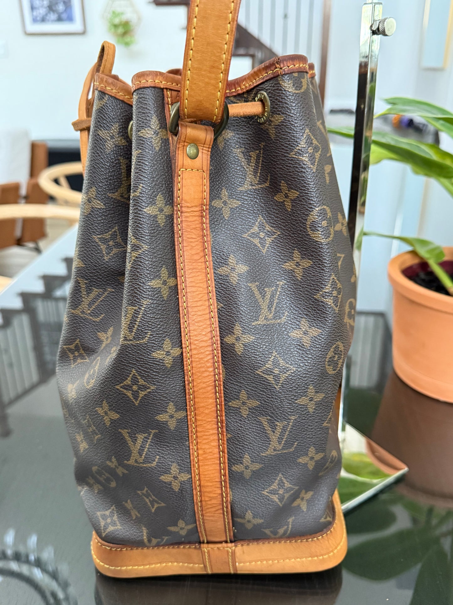 Noe GM in Monogram -๐๏ธ Year 1989