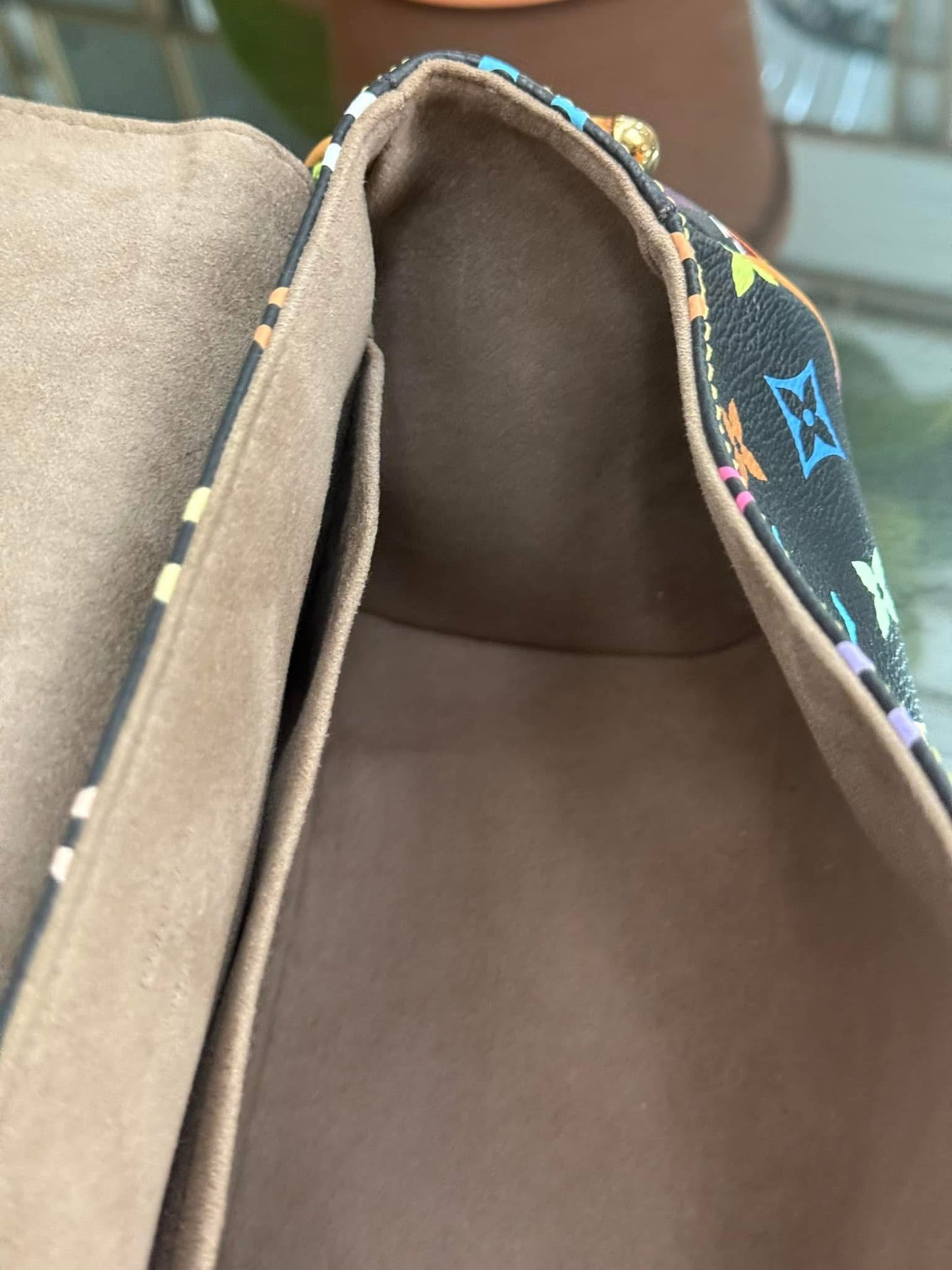 Multicolor Beverly MM with Dustbag π
Year: 2008
