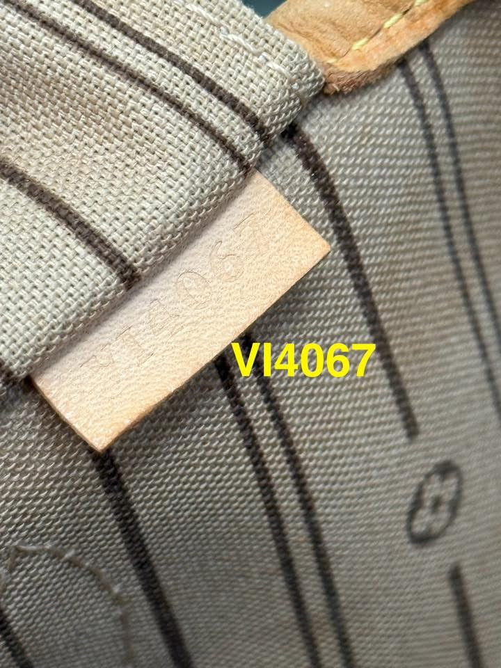 Neverfull MM with Dustbag π
Year: 2007