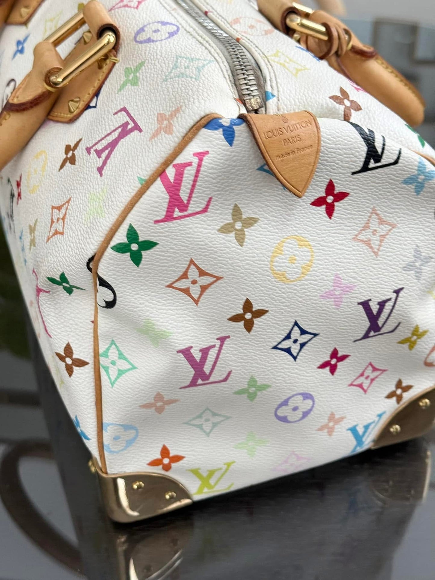 Multicolor Speedy 30 with Dustbag, clochette and keys π π
Year: 2007
