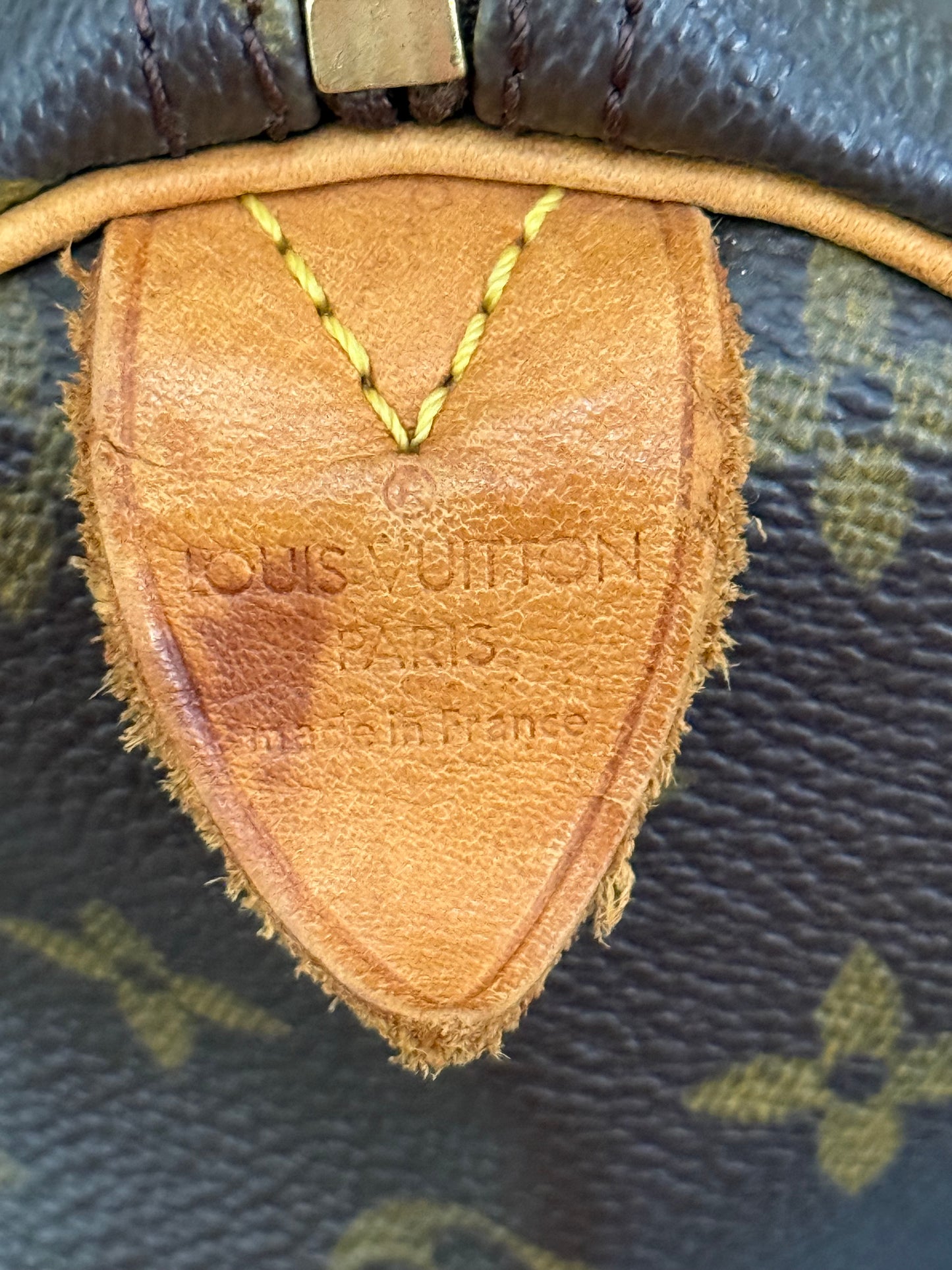 Speedy 30 with π Lock & Key - π
Year: 2001