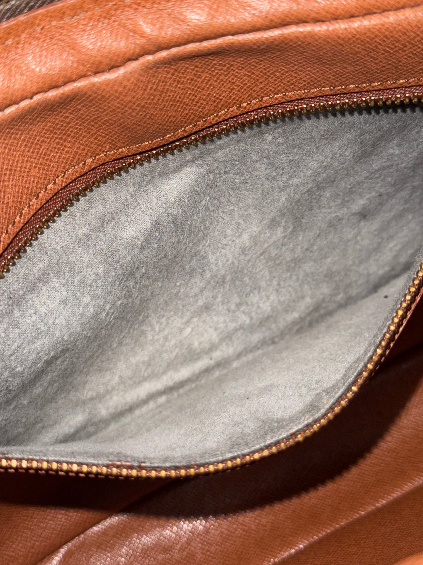 Marly Dragonne GM Clutch ๐๏ธ Year: 1995