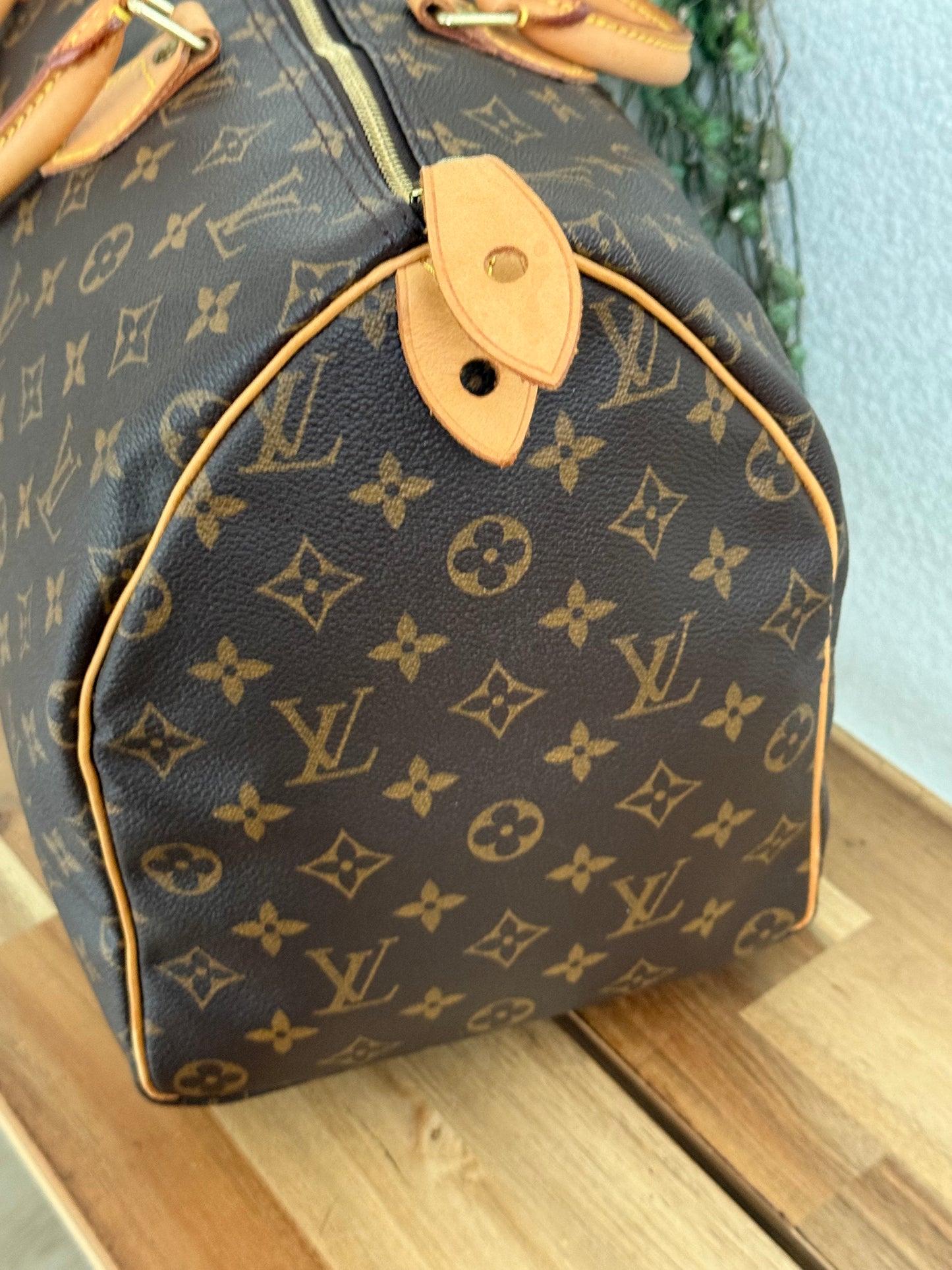 Speedy 40 - ๐
2000