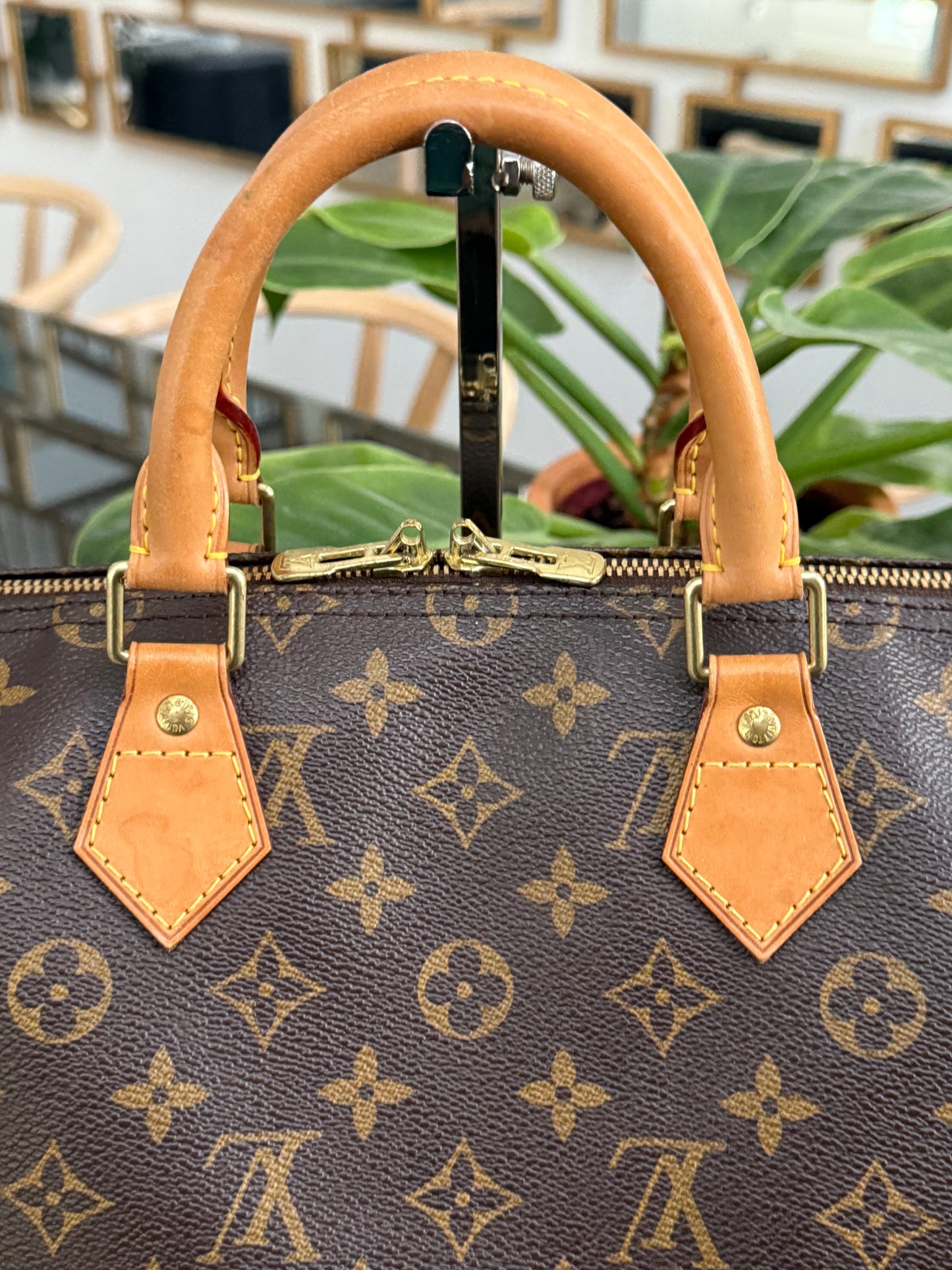 Speedy 35 Bandoulier with lock ๐key, Dustbag and handle cover - ๐
Year: 2011