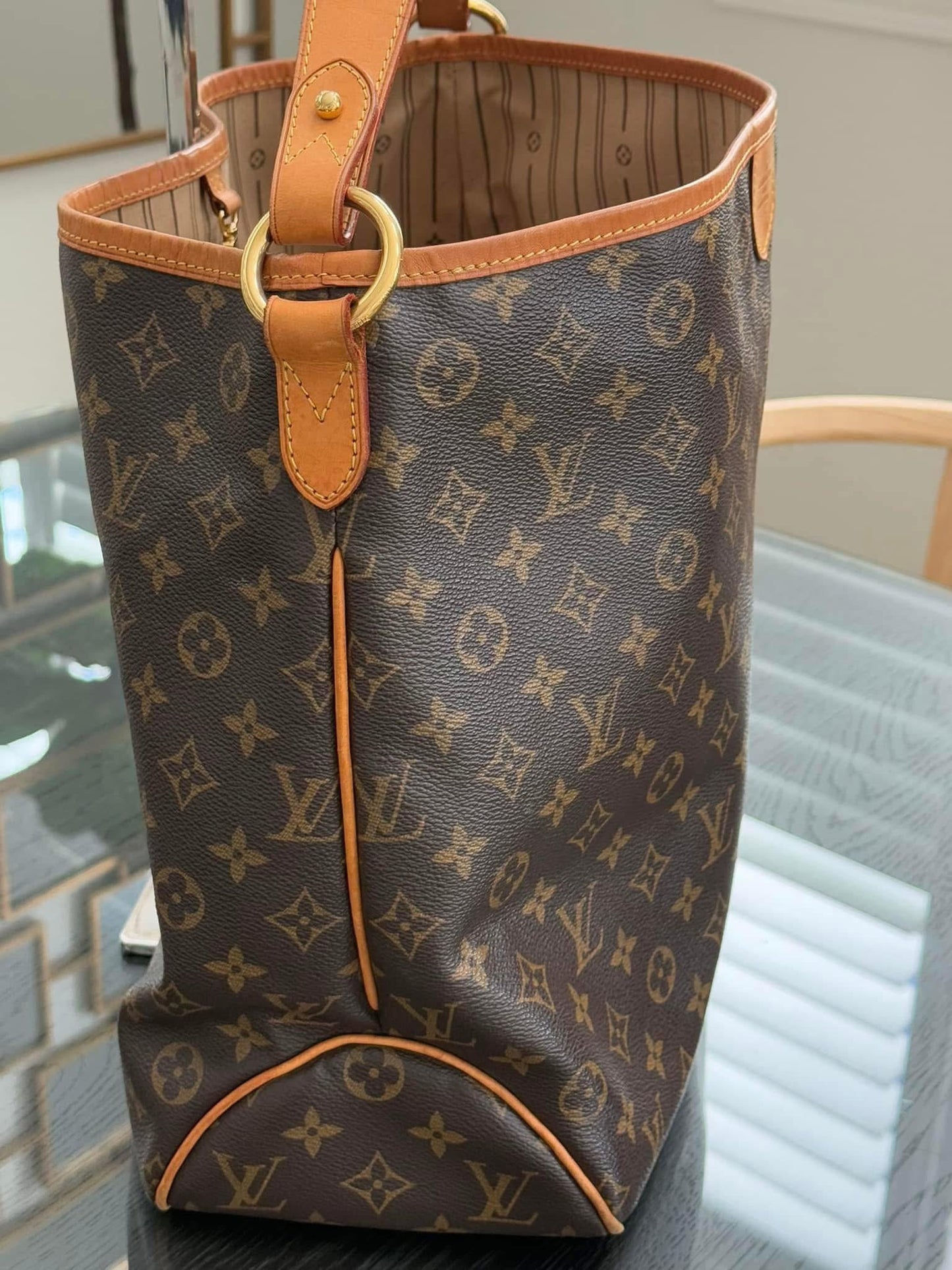 Delightful MM with Dustbag π
Year: 2010