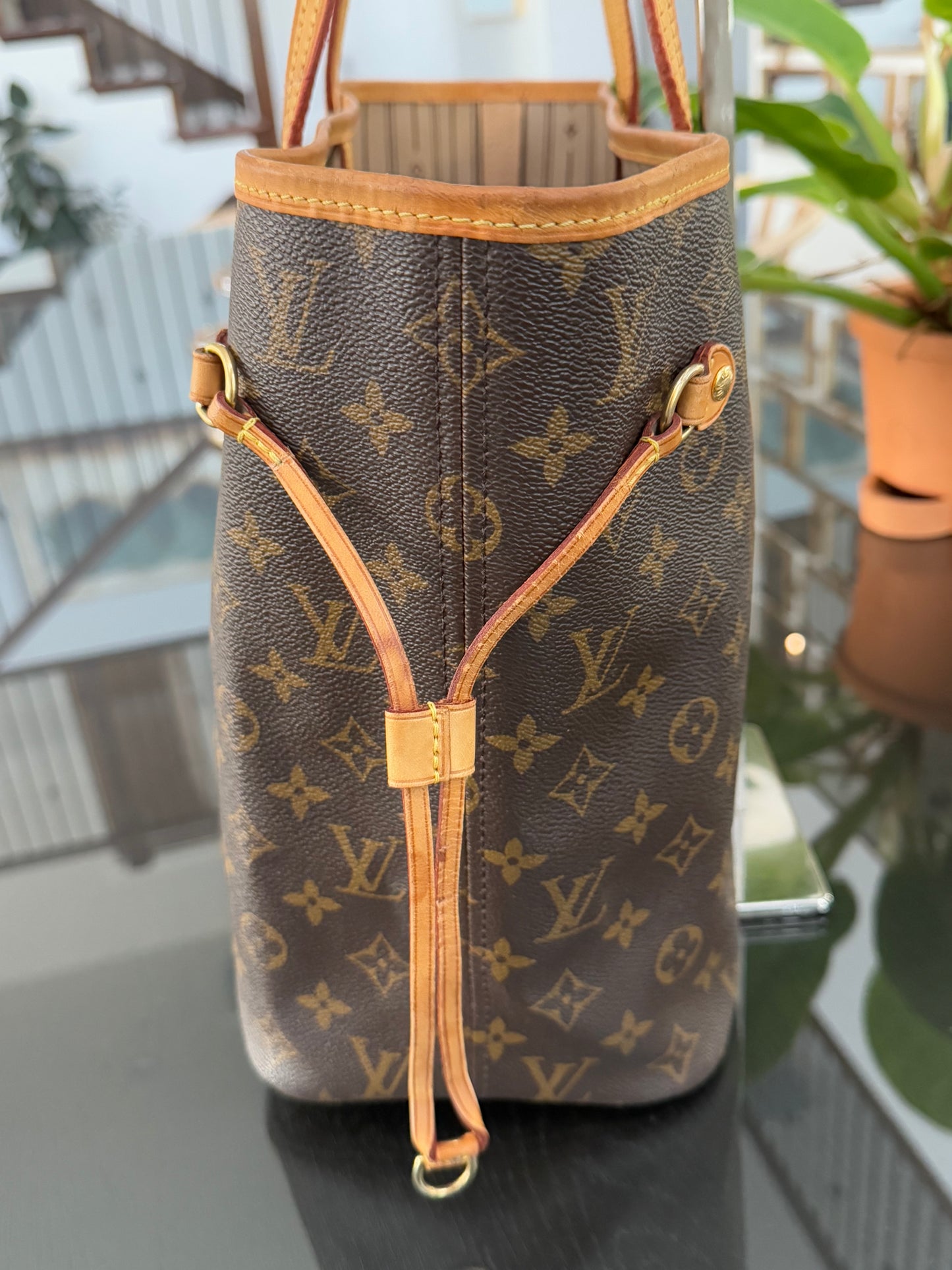 Neverfull MM with Dustbag and Insert Organizer -๐๏ธ Year: 2011