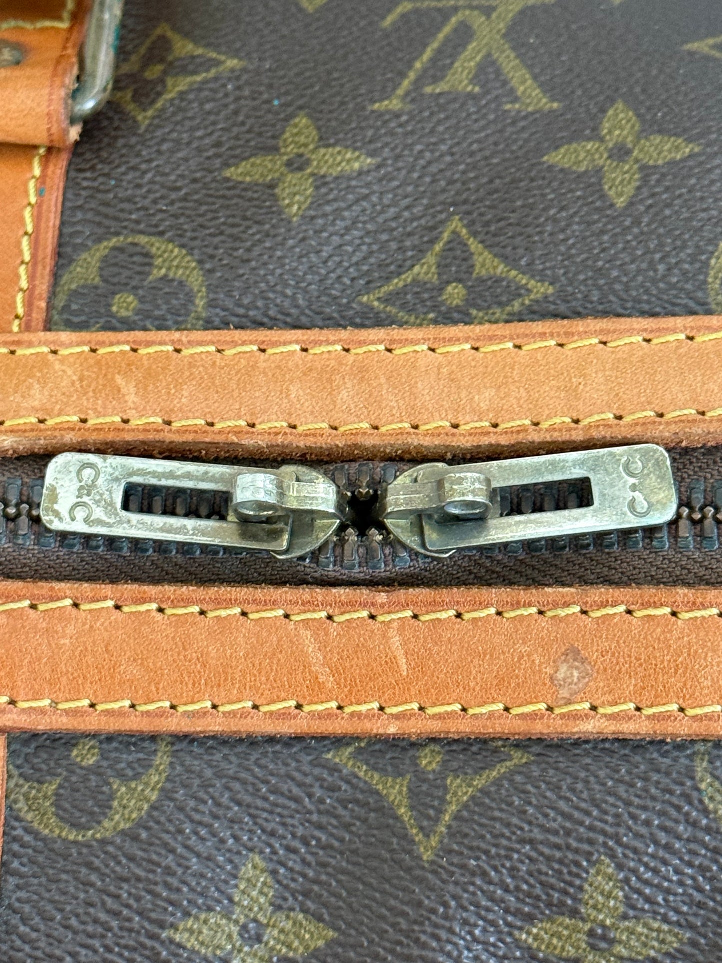 Sac Sport -๐๏ธ Year: Circa 80โs
