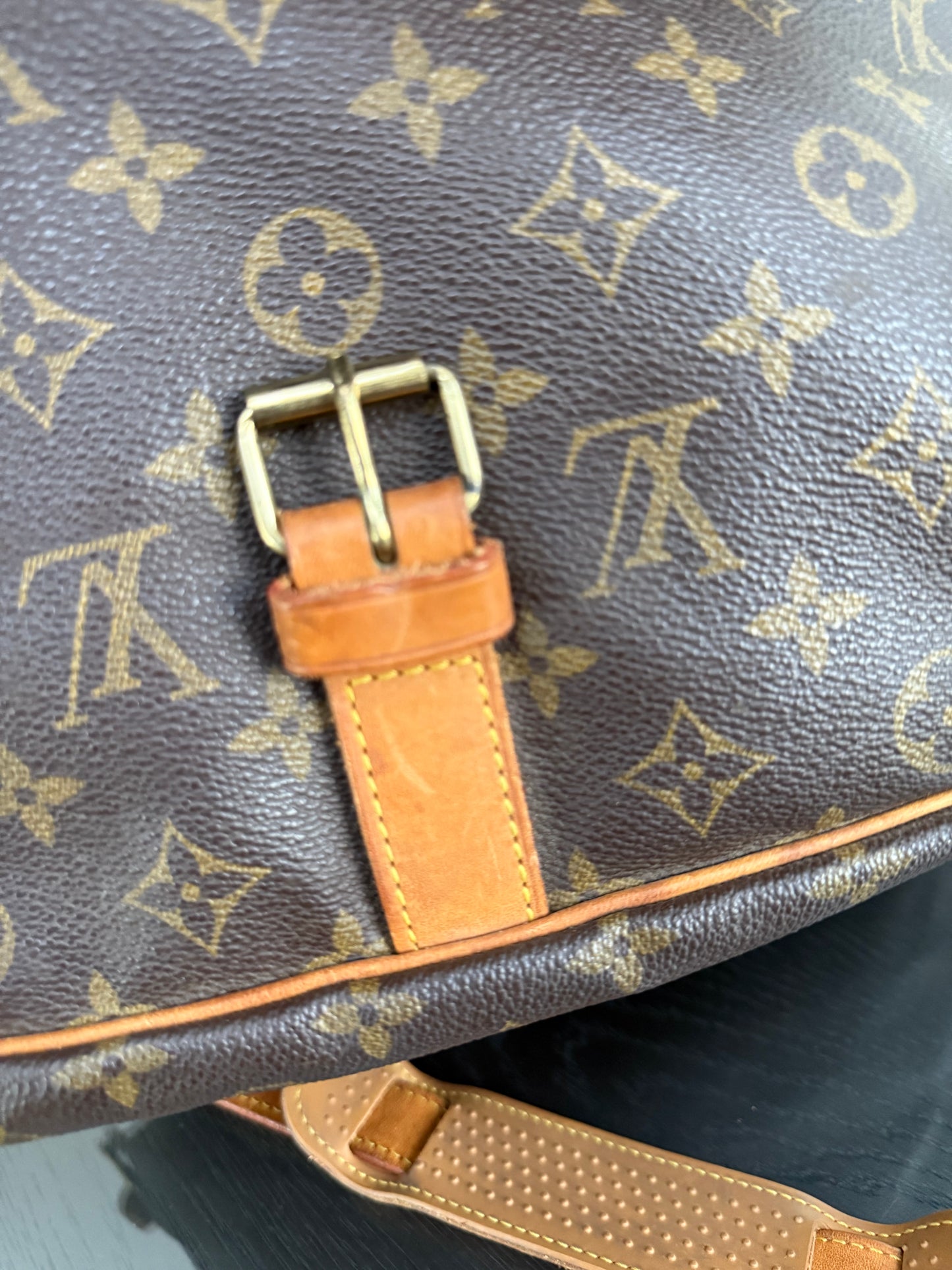 Saumur 35 Crossbody -๐๏ธ Year: 1992