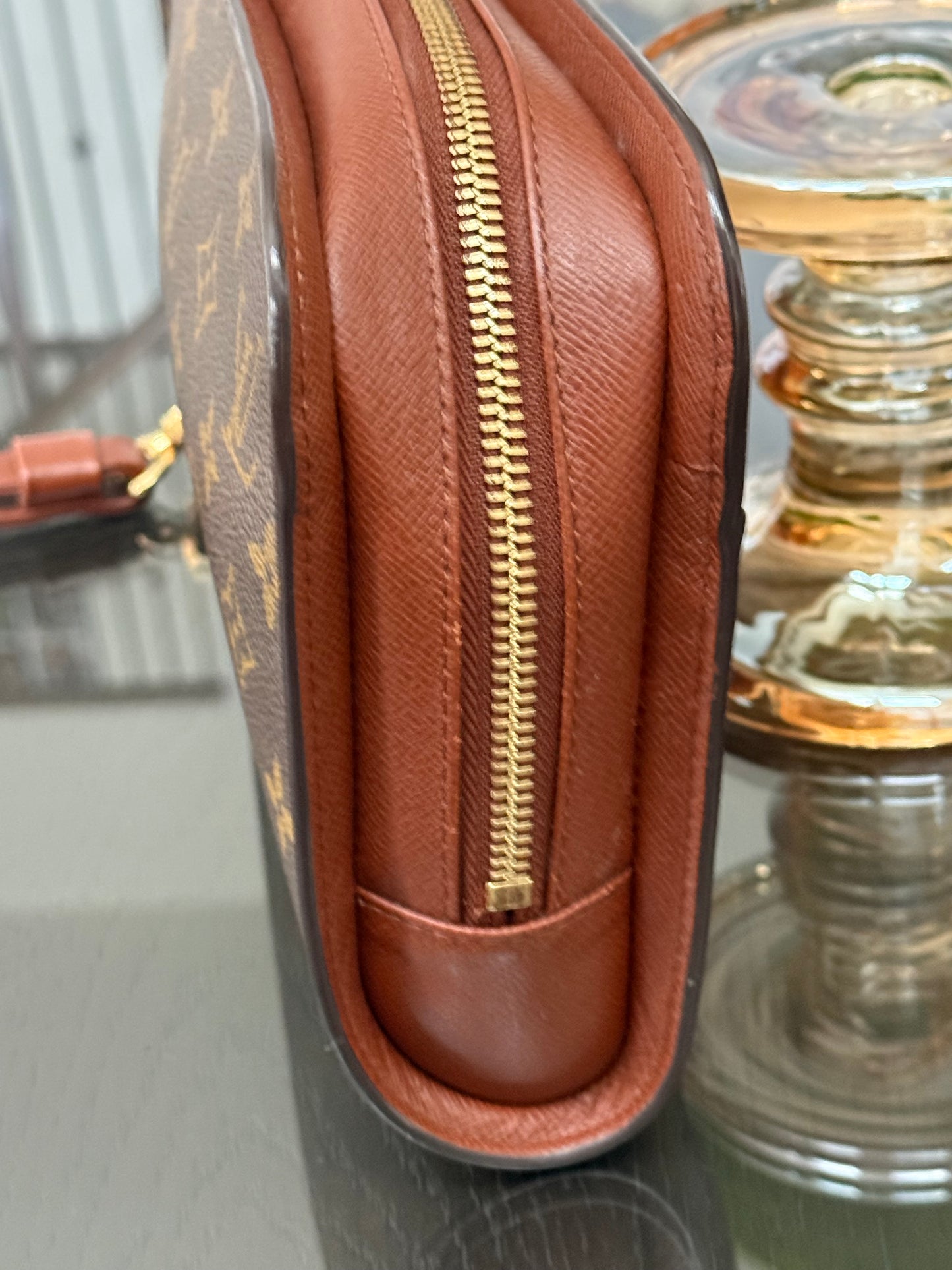 Orsay Clutch -
🗓️ Year: 2001