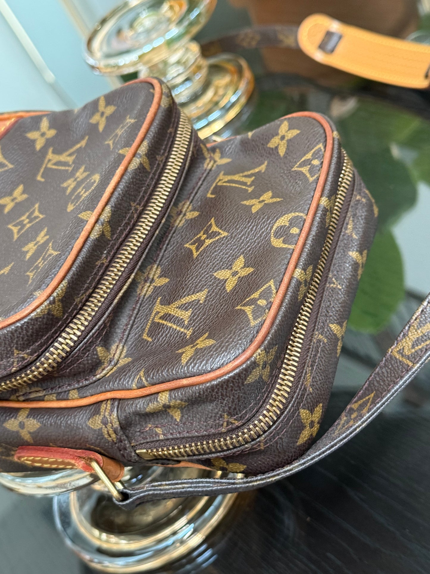 Amazon Crossbody Bag -Year: 1999