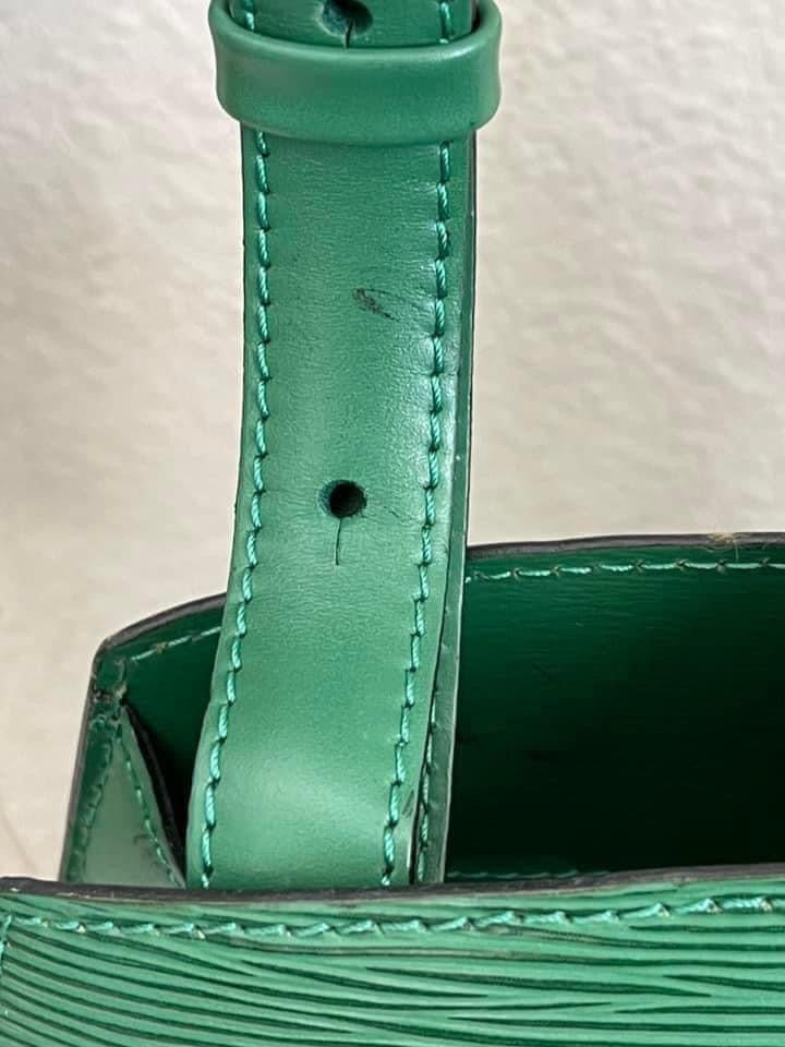 Epi Cluny in Green -Year: 1993
