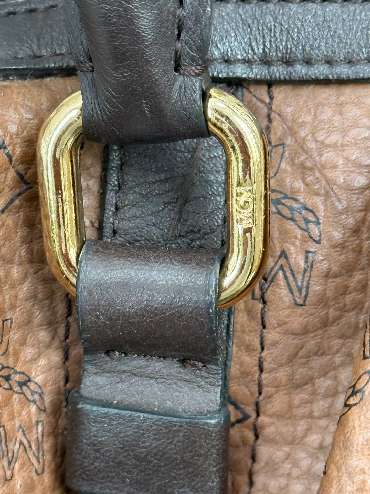 MCM Boston Bag with π Lock & Keys