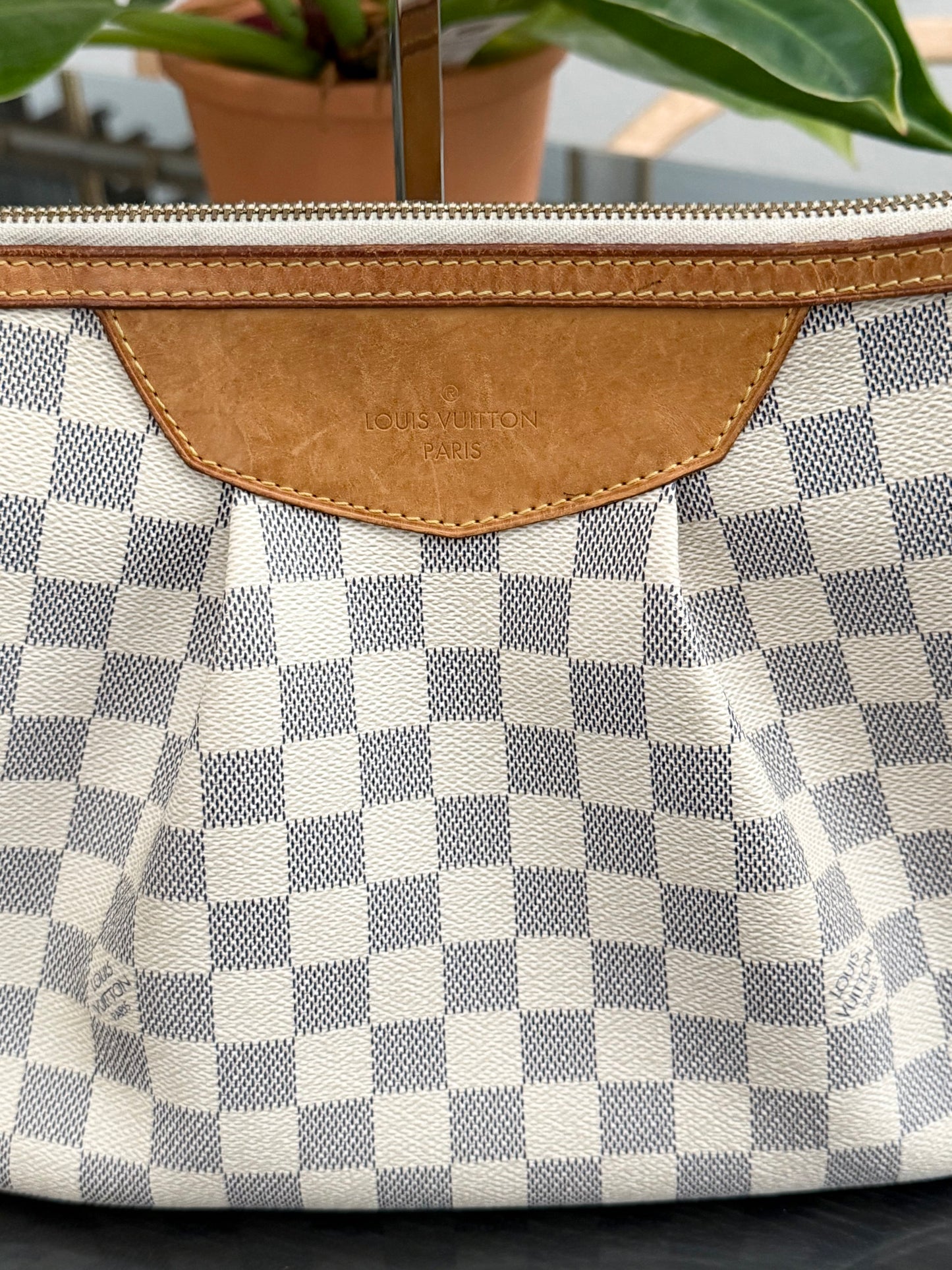 Siracusa PM Crossbody - ๐
Year: 2011