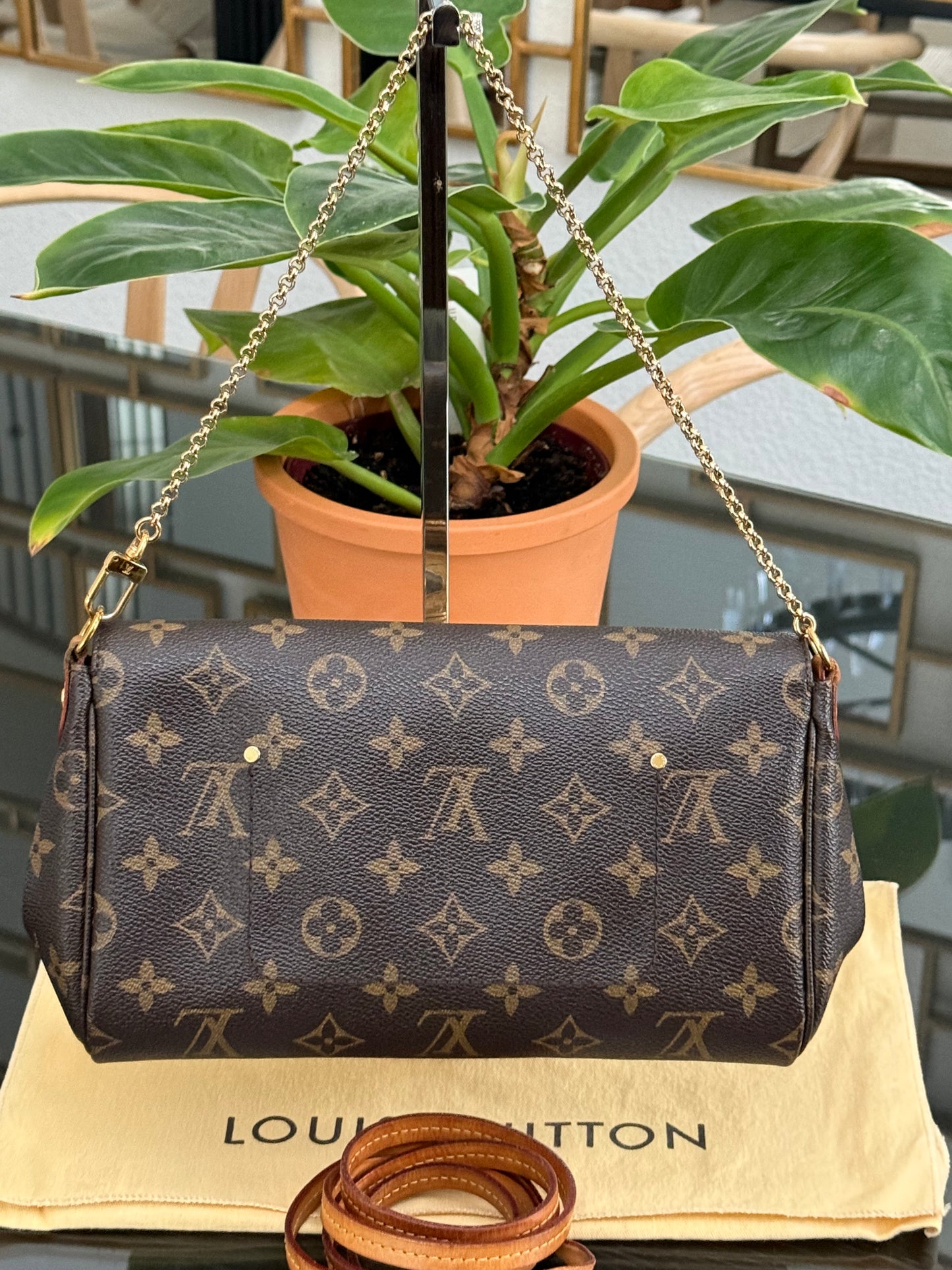 Favorite MM in Monogram with Dustbag, Box and Paper Bag -๐๏ธ Year: 2016
