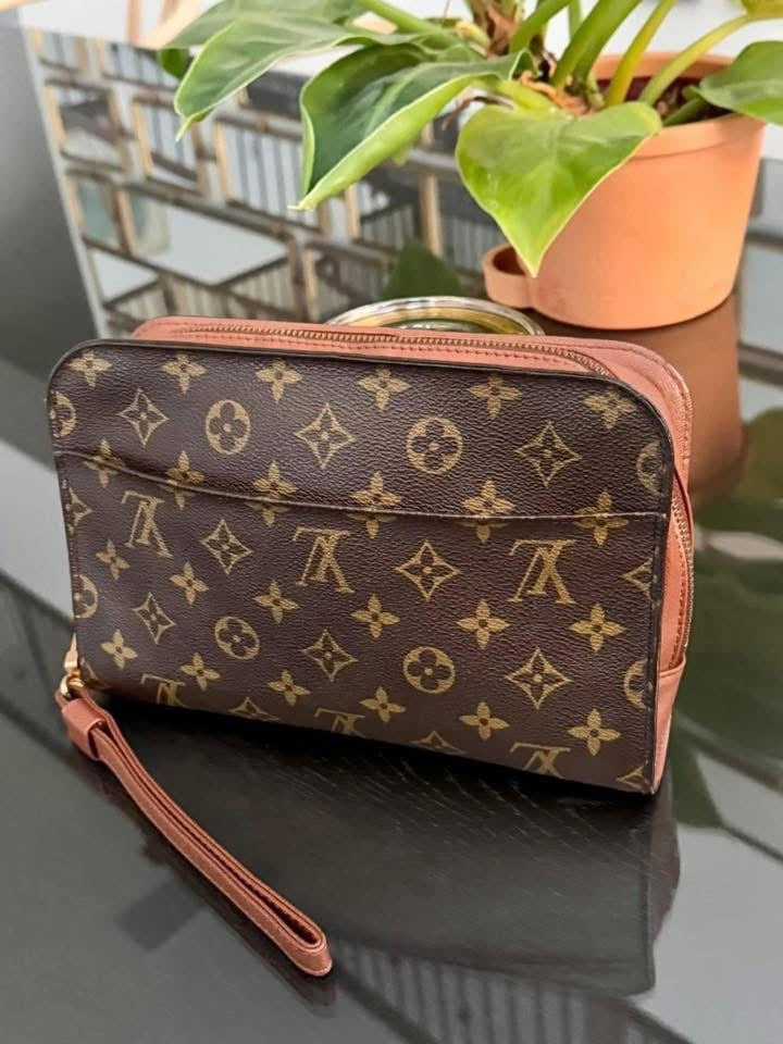 Orsay Clutch -
๐๏ธ Year: 1998