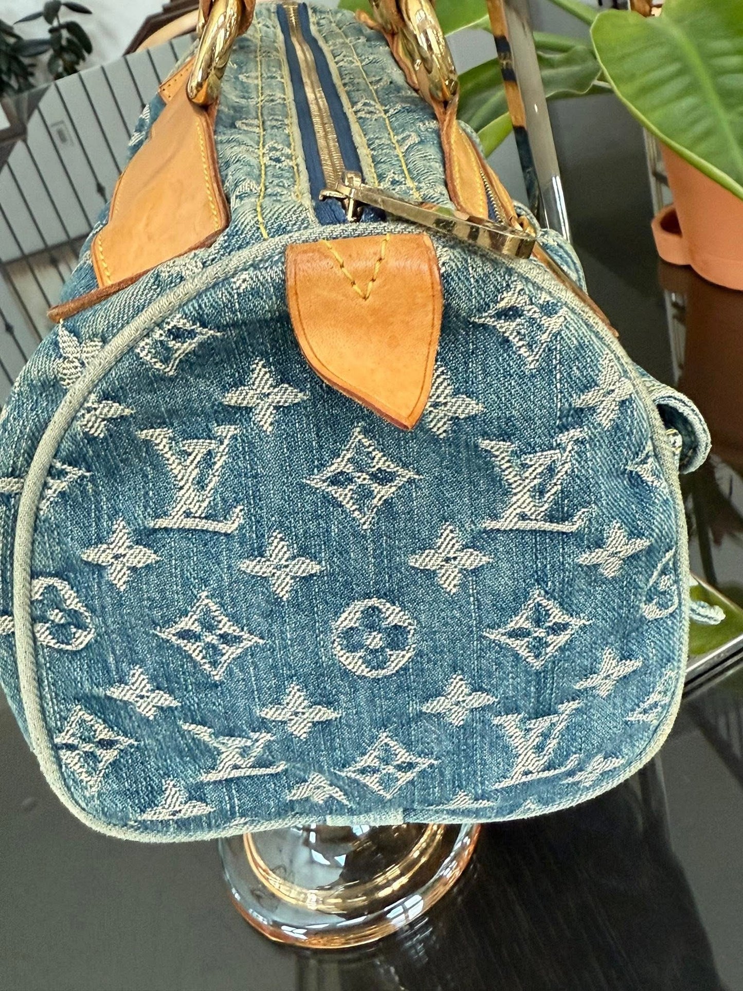 Neo Speedy Denim 📅 Year: 2005