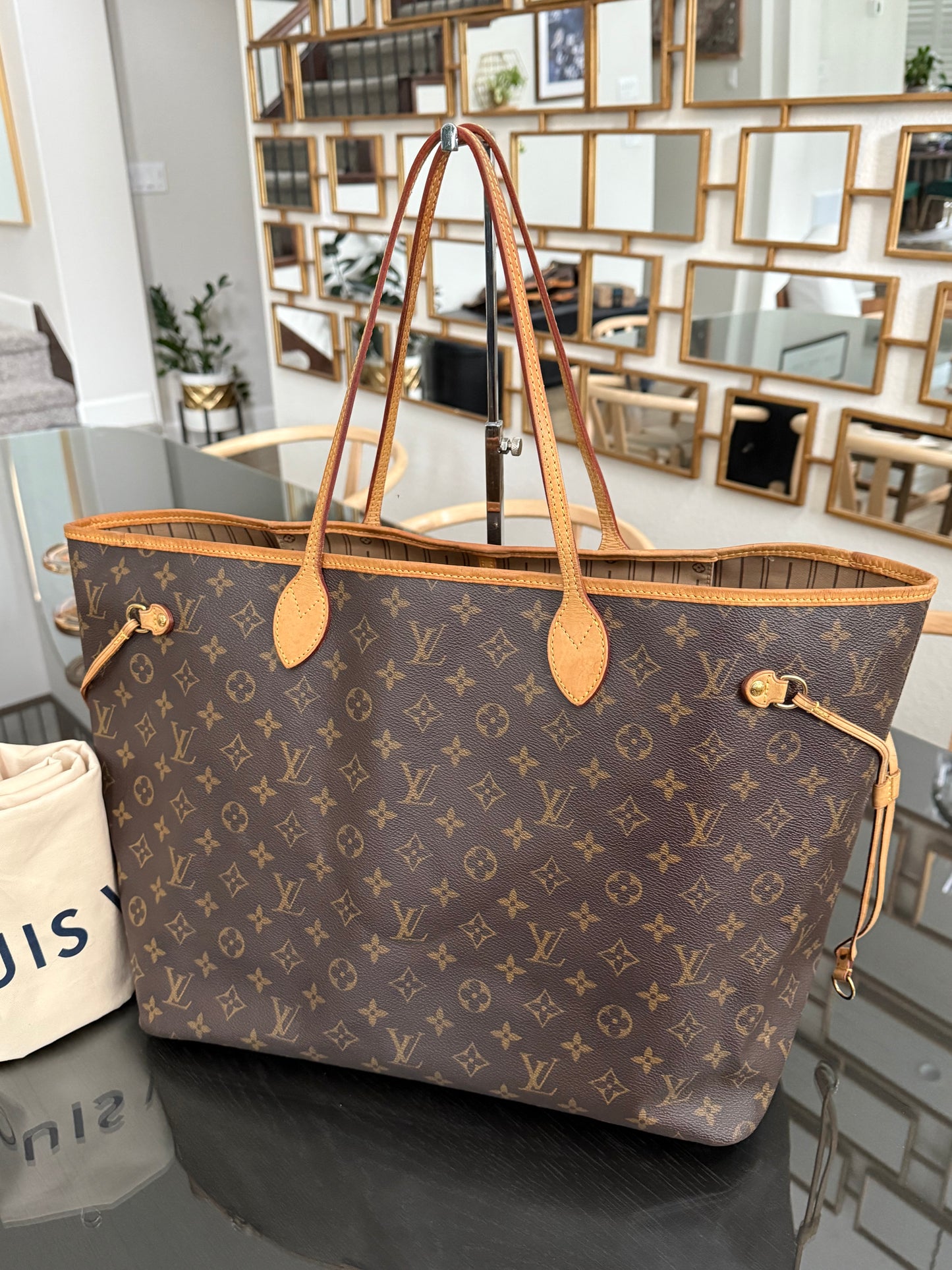 Neverfull GM with Dustbag -🗓️ Year: 2008