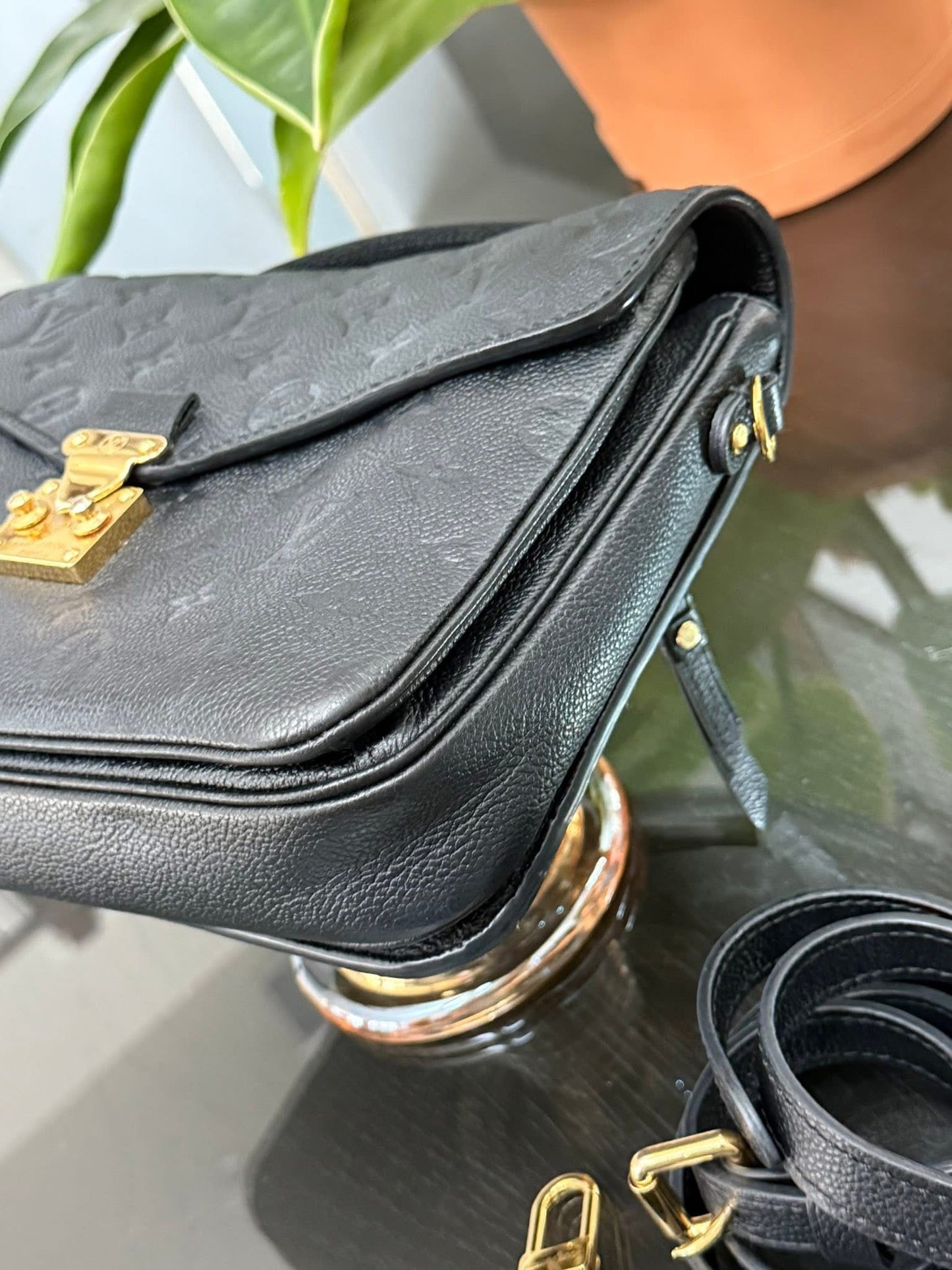 Pochette Metis Emptiente Noir with Box, Dustbag, Insert Organizer, Box and Paper bag -Microchip & Authenticed