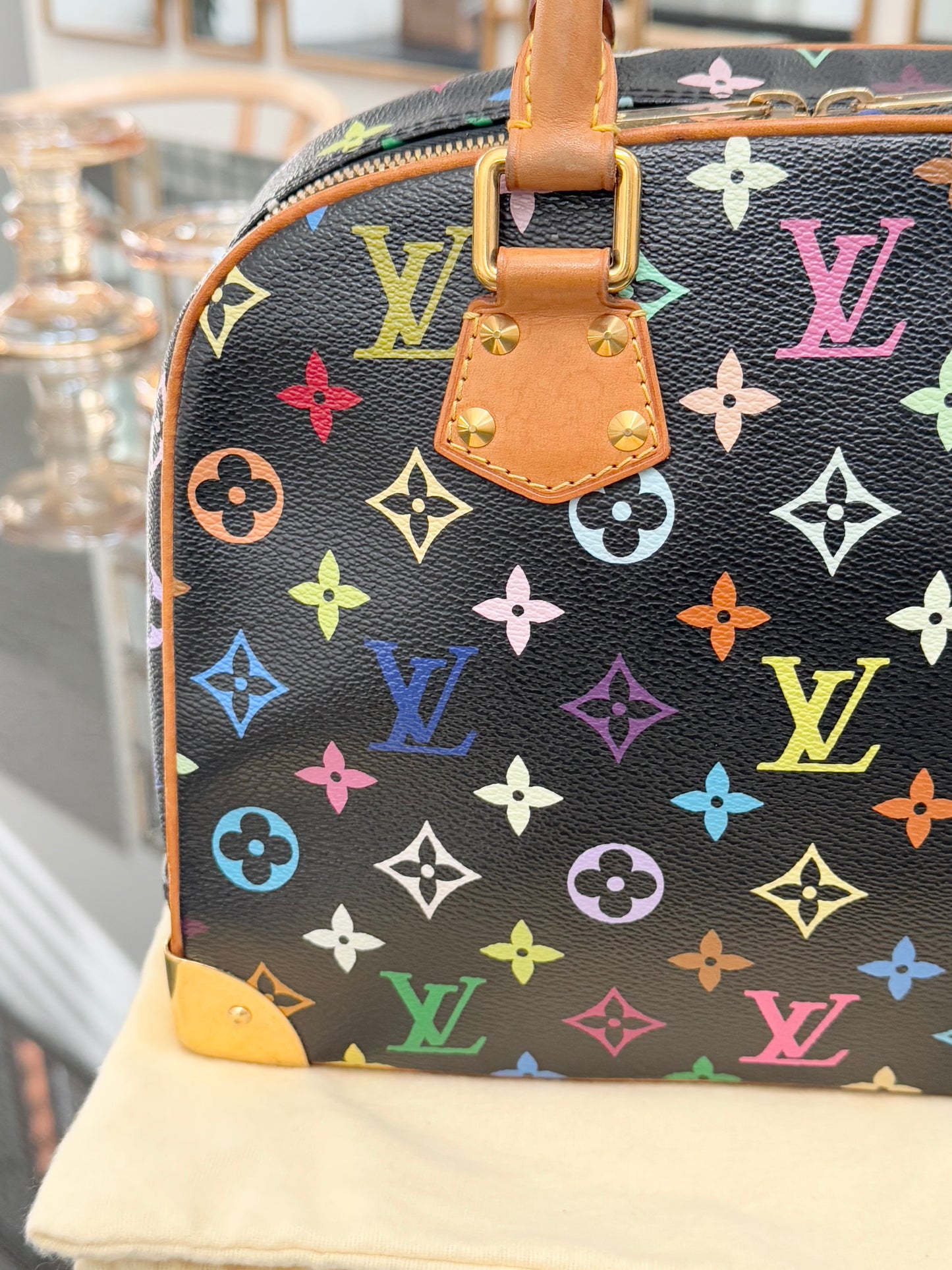 Multicolor Trouville with Dustbag📅 Year: 2004