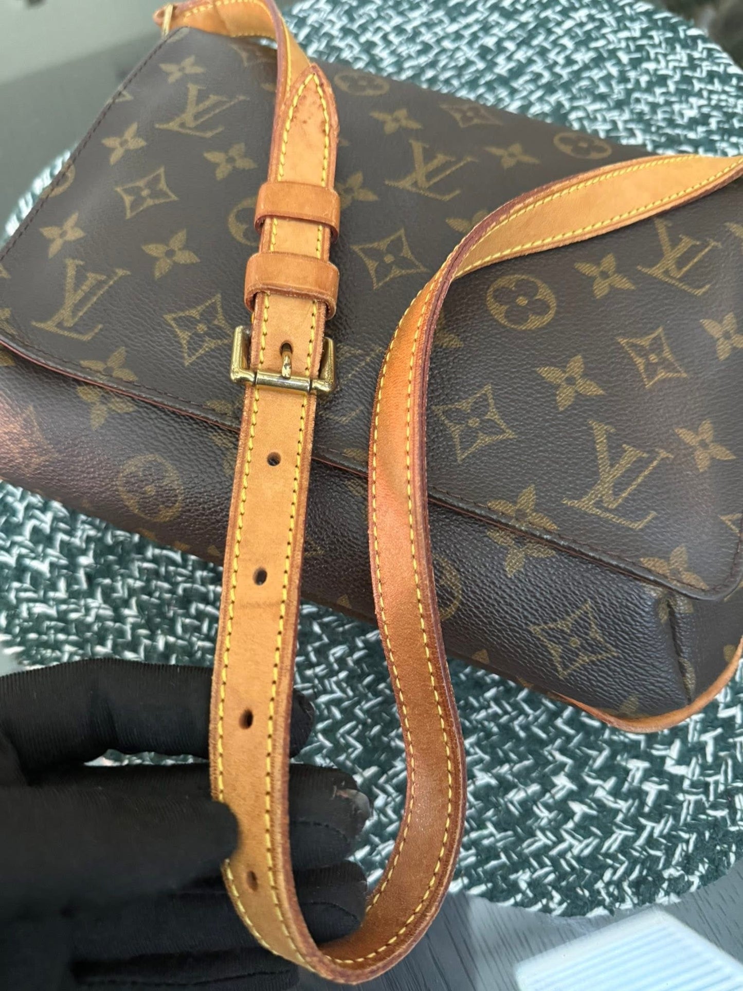 Monogram Musette Tango Shoulder Bag 📅 Year 1999