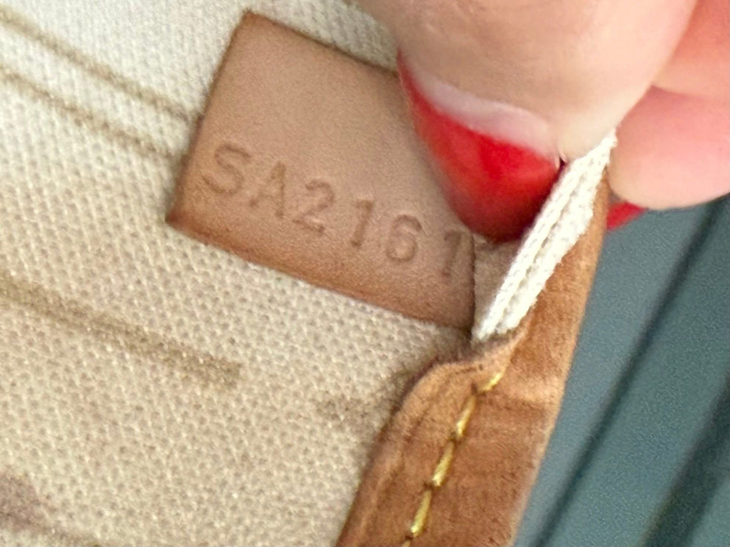 Neverfull MM Azur with Insert Organizer 📅 Year: 2011