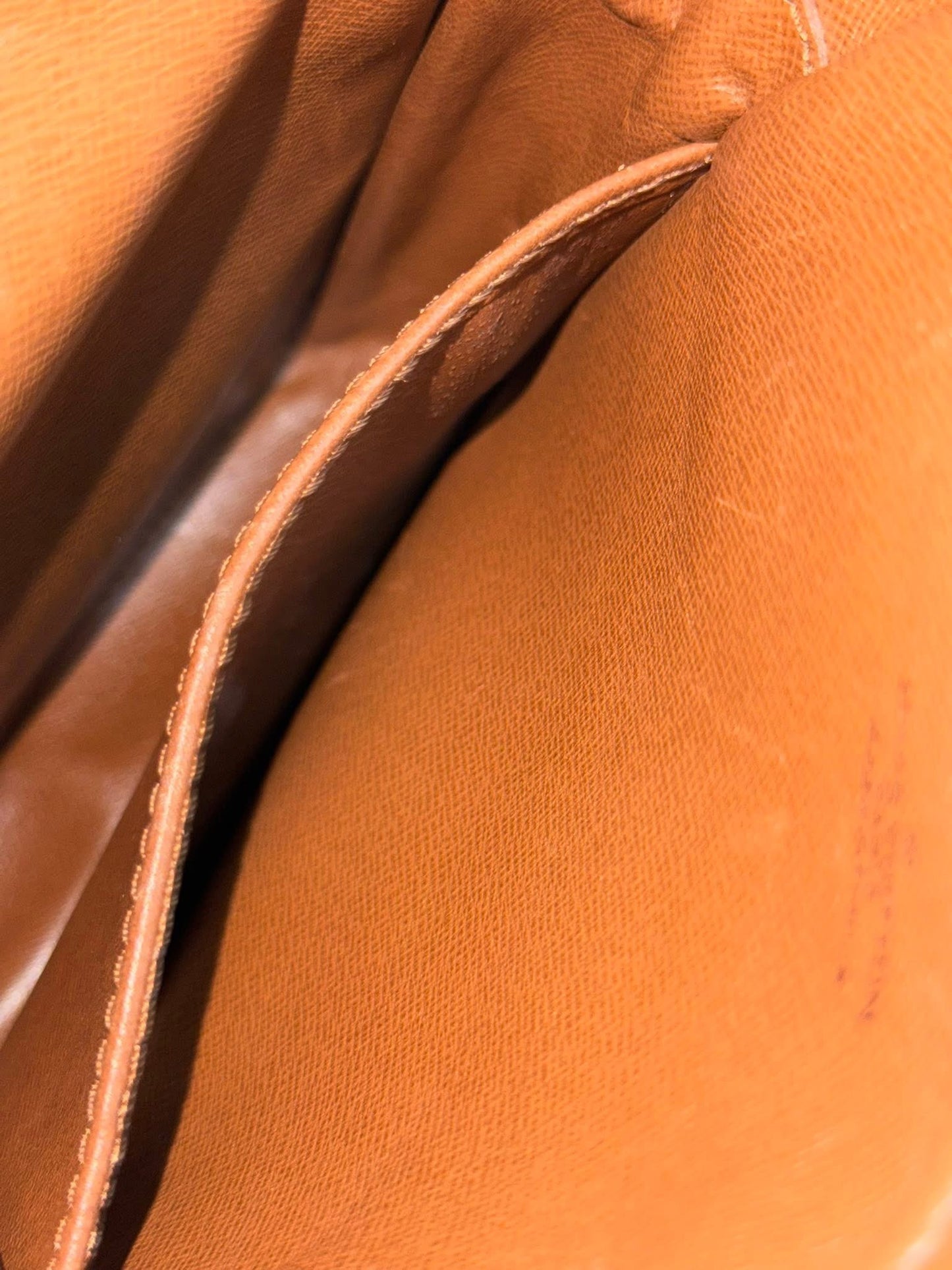 Amazon PM Crossbody Bag 🗓️ Year 1989