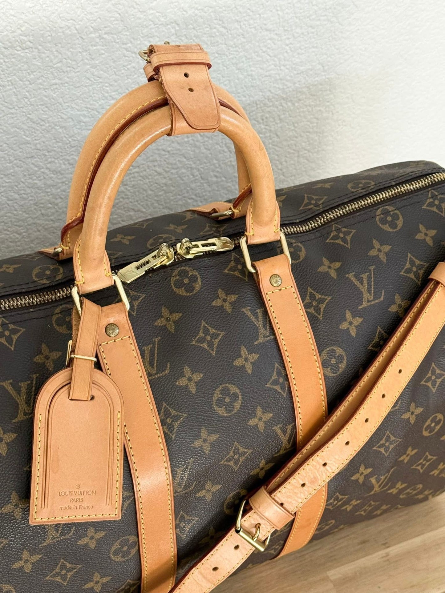 Keepall 45 Bandoulier with Original Strap, Luggage tag and Poignet 📅 Year: 1998
