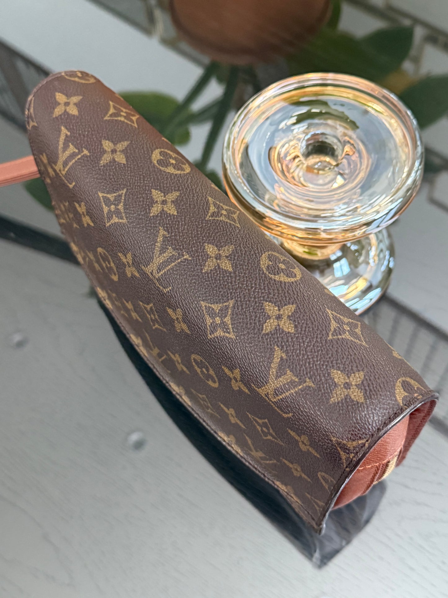 Orsay Clutch 🗓️ Year: 2001