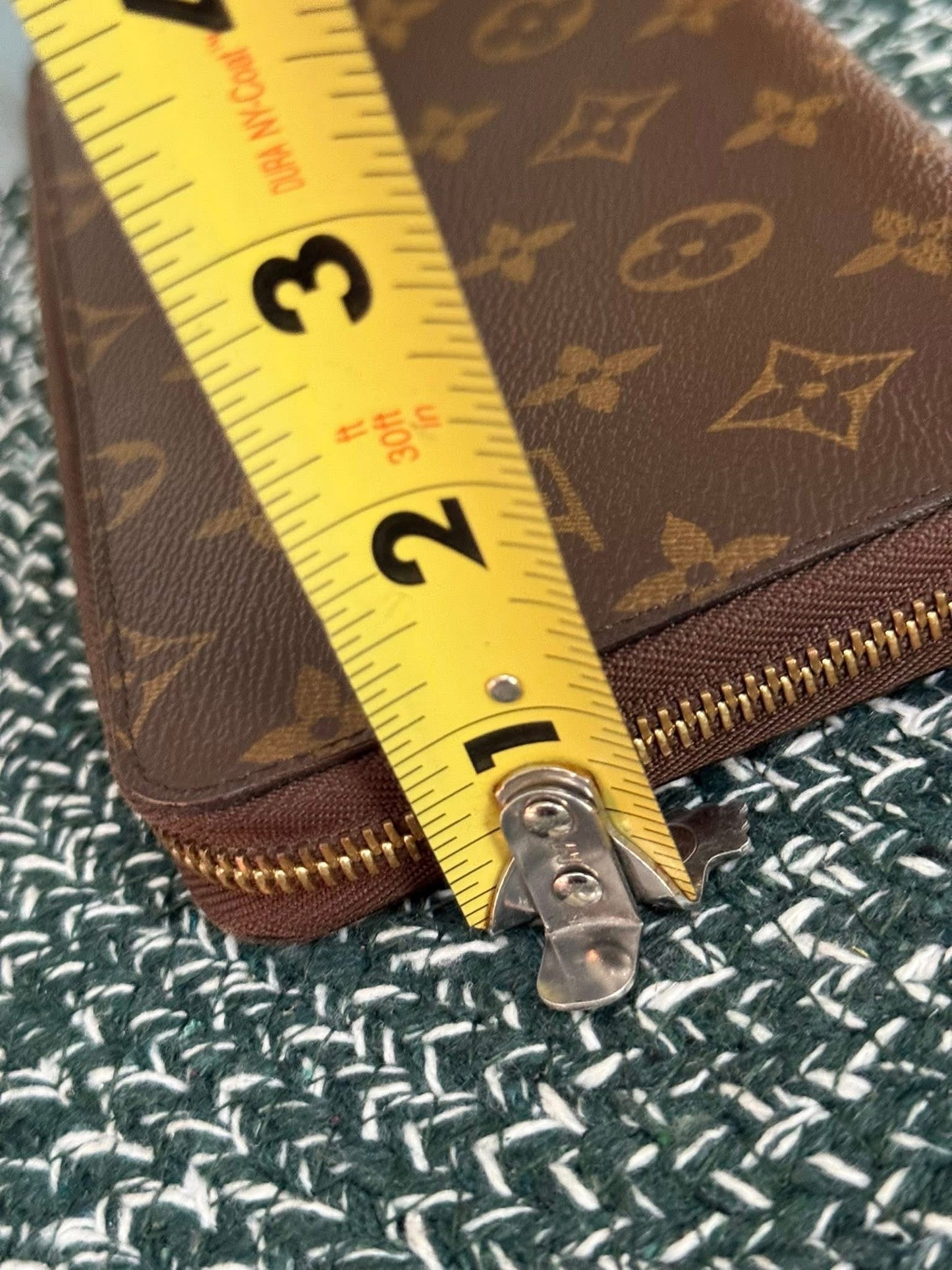 Monogram Zippy Wallet Organizer (Newer Model) 🗓️ Year: 2020