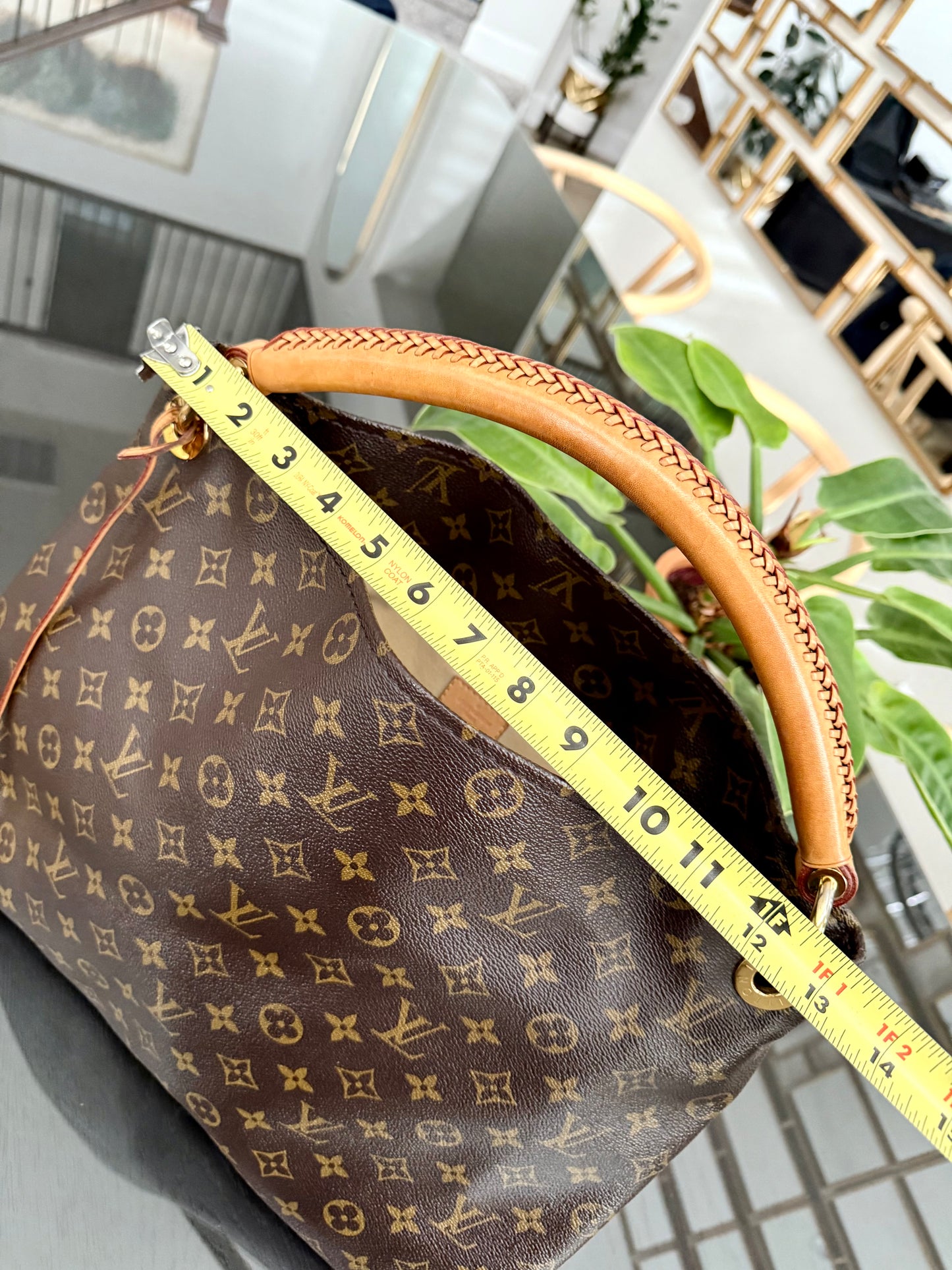 Artsy MM with Dustbag and Insert Organizer - 📅 Year: 2011