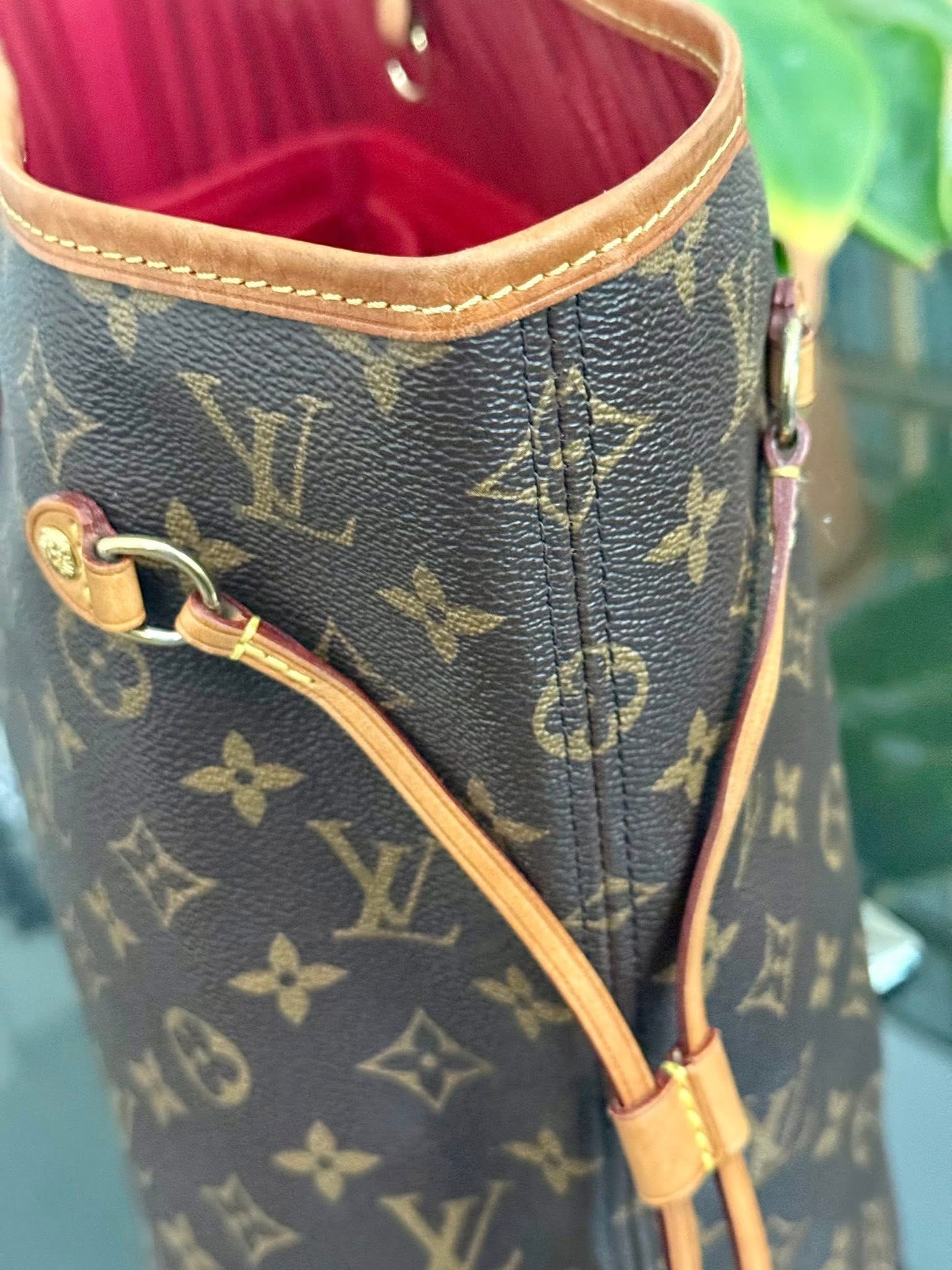 Neverfull MM Monogram in Cerise with Dustbag and Non branded Twilly🌺 📅 Year: 2014