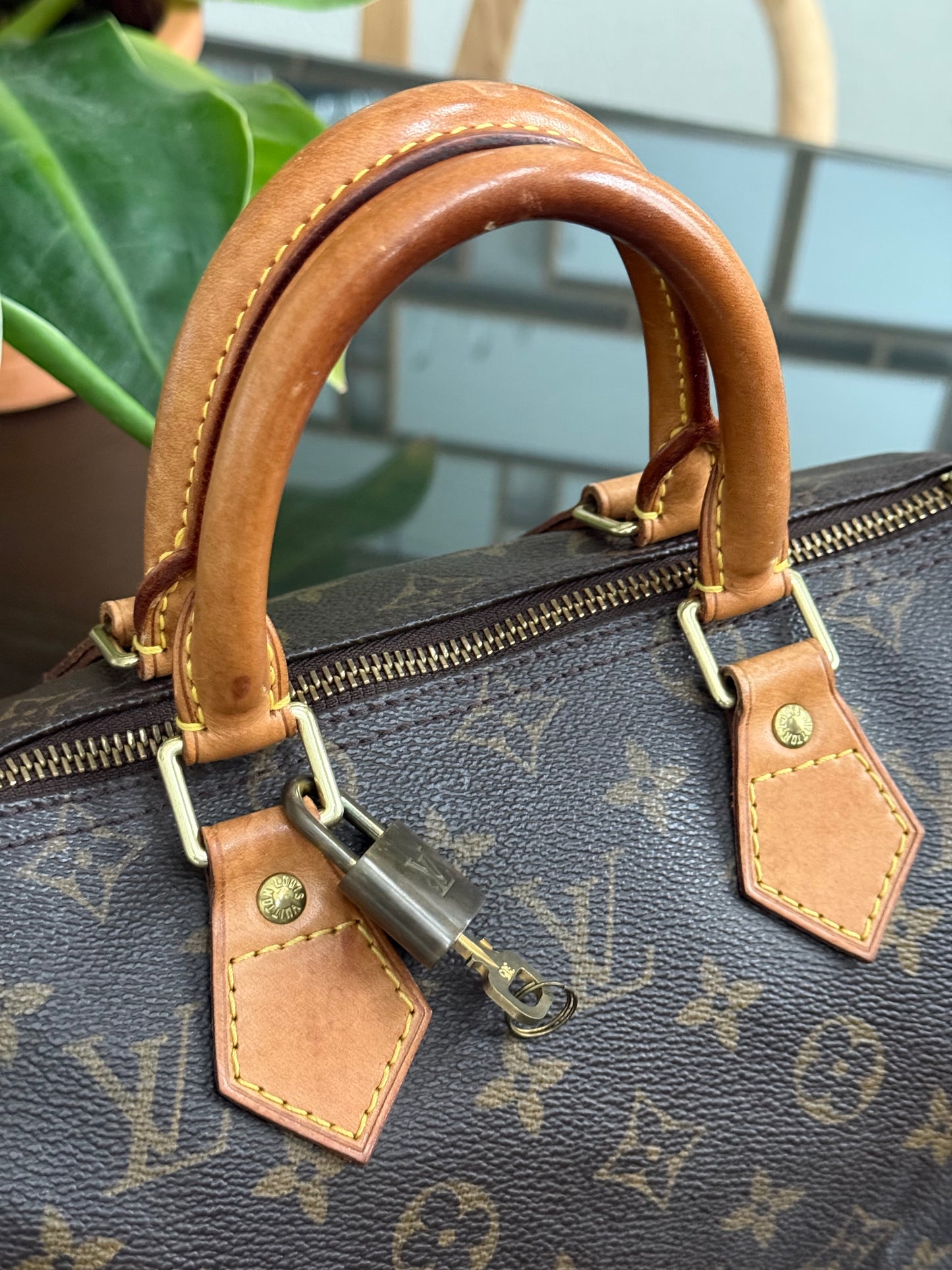 Speedy 25 with Lock 🔐 and Key -Year: 1999