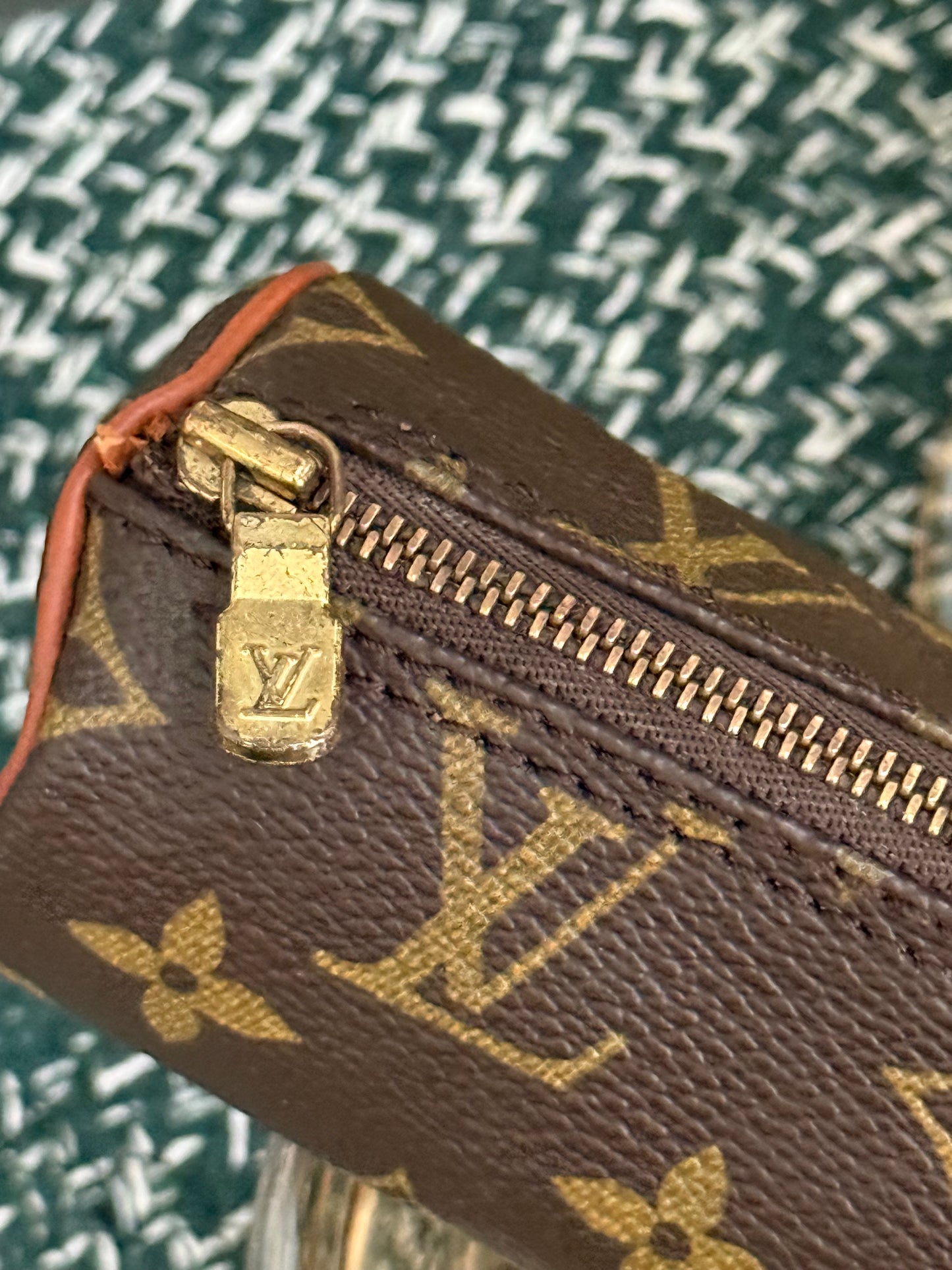 Vintage Monogram Mini Papillon 🗓️ Year: Pre Date Code