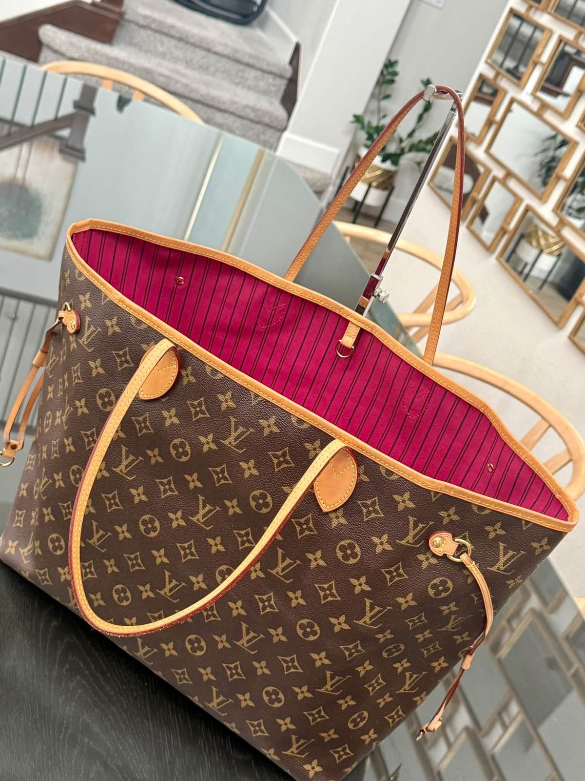 Neverfull GM Monogram in Peony with Dustbag,-🗓️ Year: 2018
