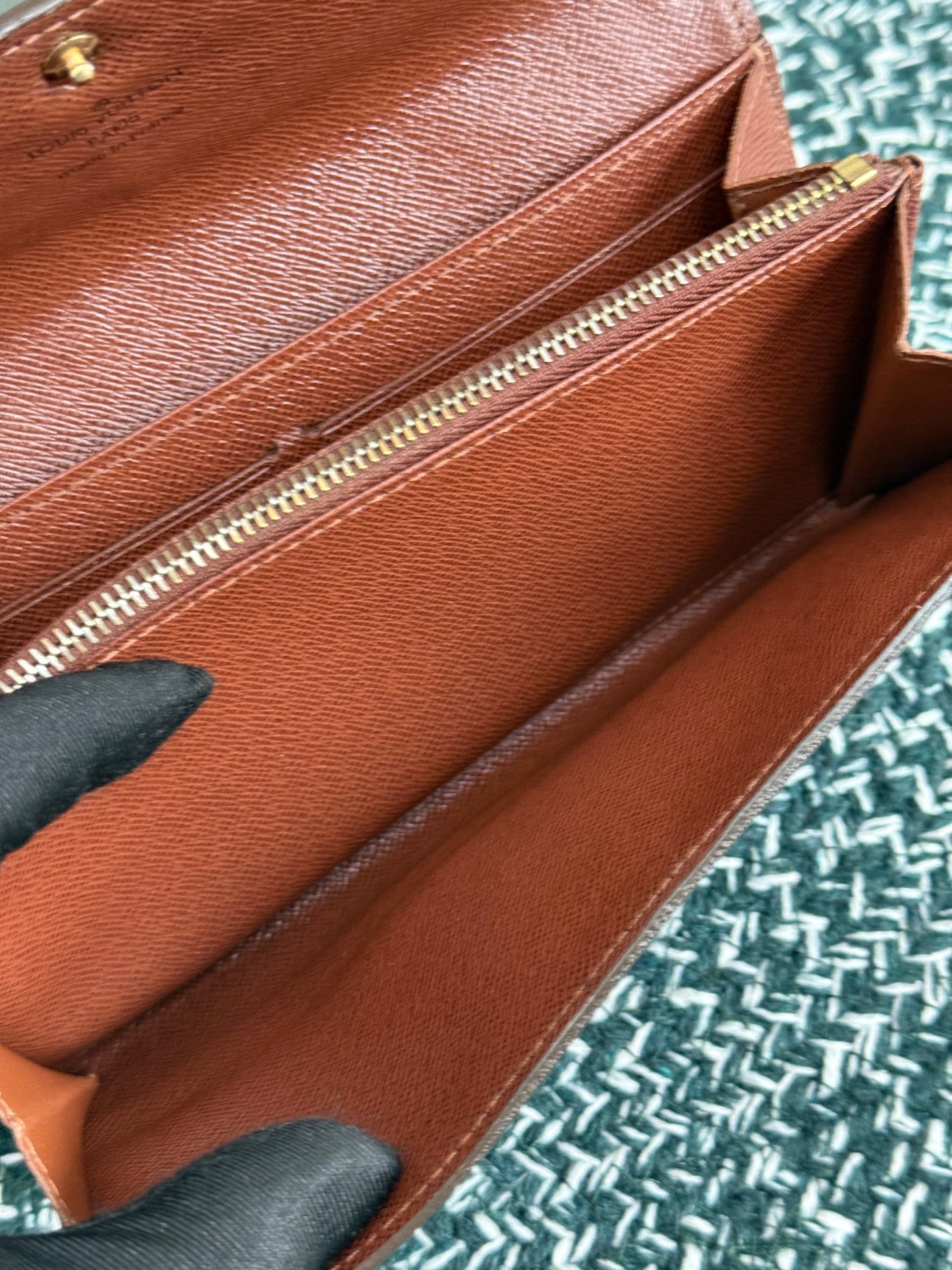 Sarah Wallet in Monogram with 10 Cardholders 🗓️ Year: 2007