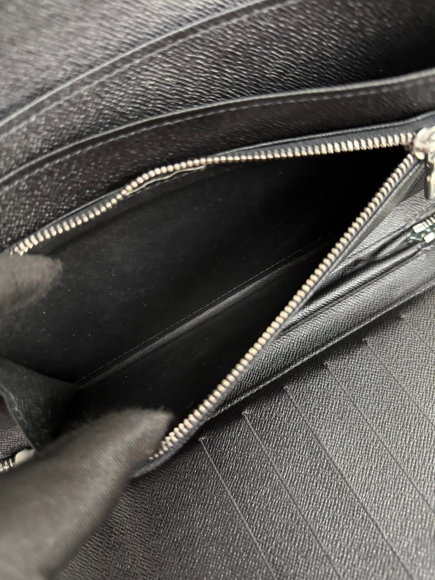 Taiga Leather Atoll Travel Organizer Wallet 📅 Year: 2004