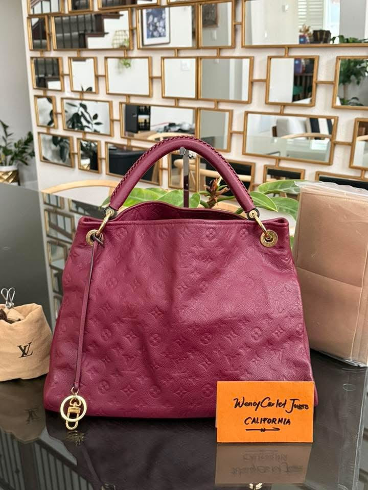 Artsy MM Empriente in Burgundy with Dustbag and Insert Organizer 📅 Year: 2017