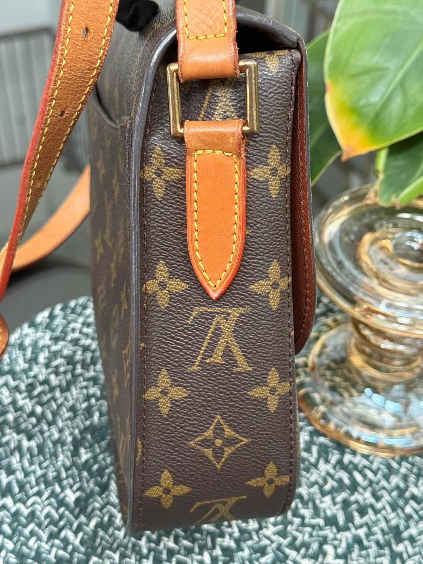 St. Cloud GM in Monogram 📅 Year 2001