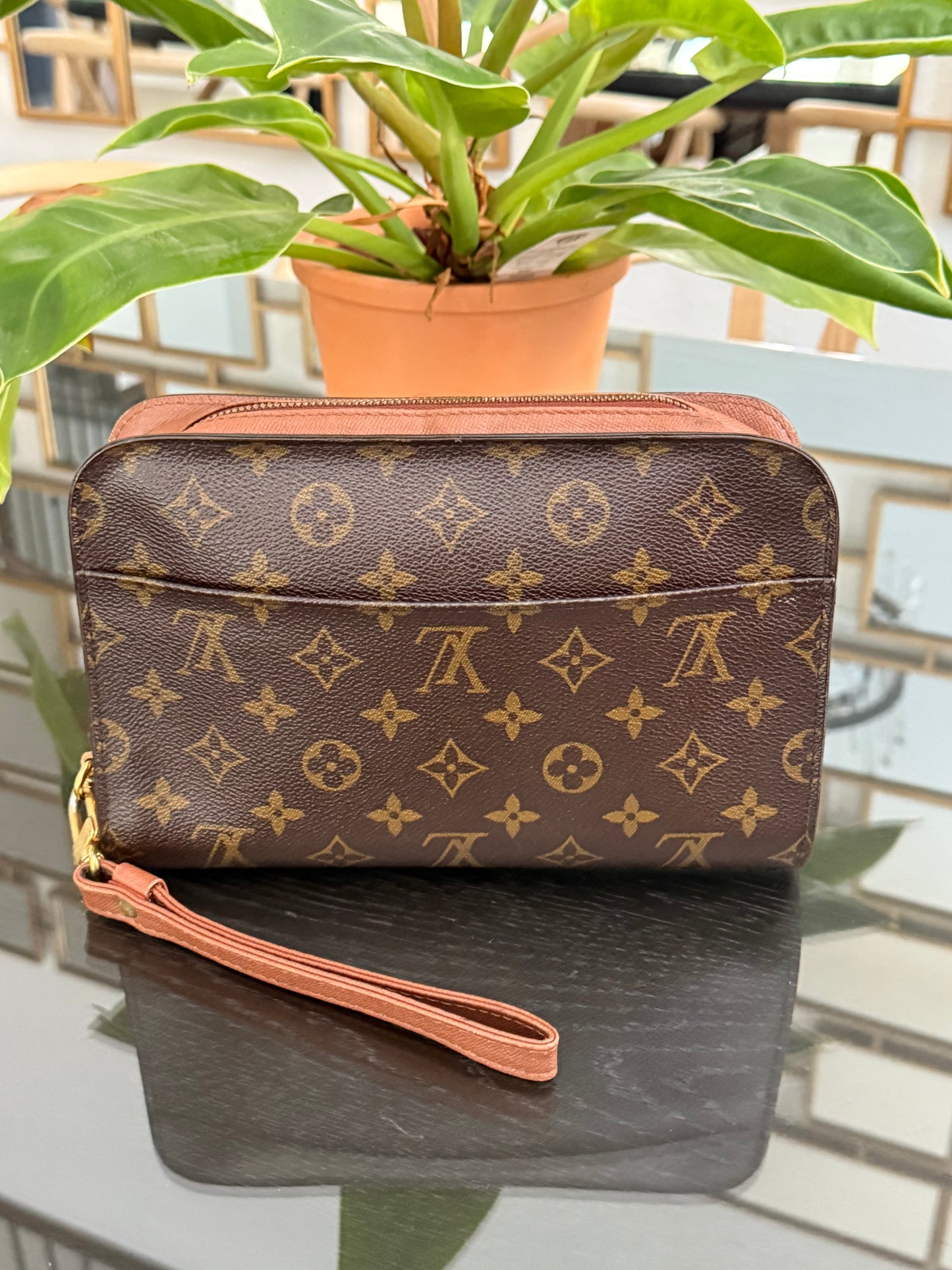Orsay Clutch 
🗓️ Year: 1993