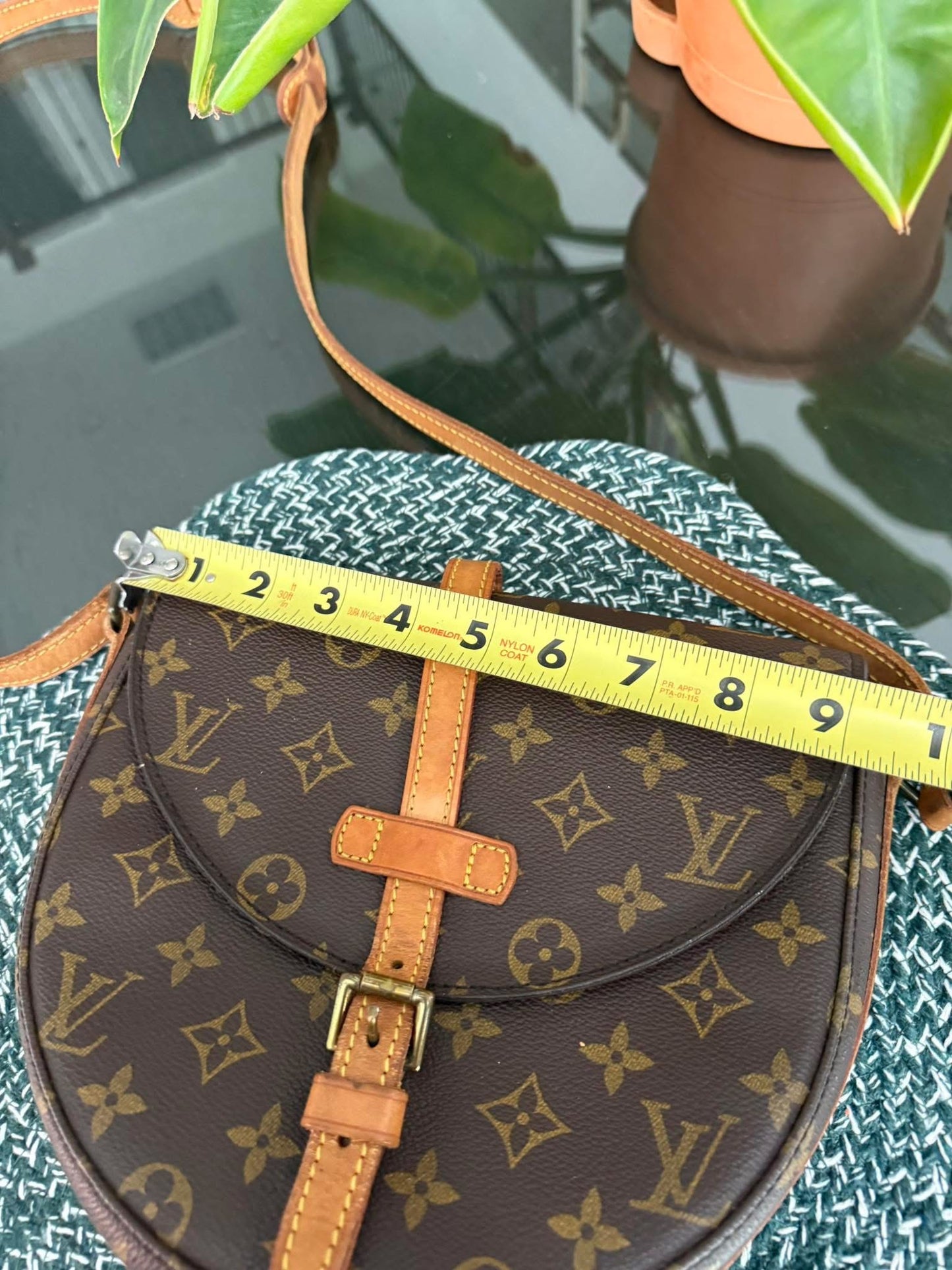 Chantilly MM Crossbody Bag 📅 Year: 1990