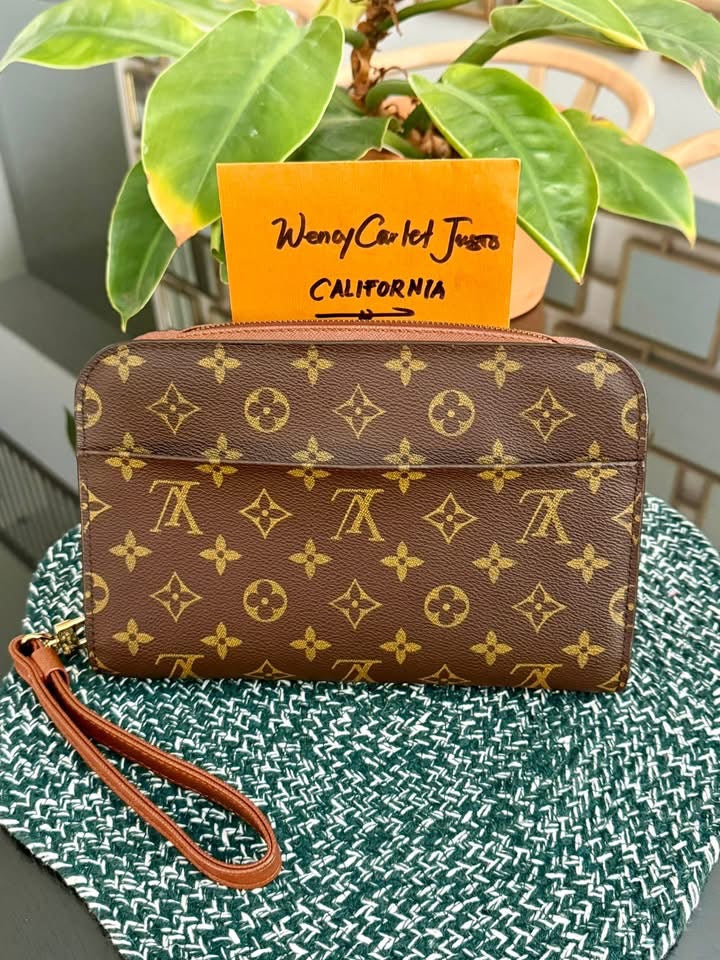 Orsay Clutch 🌼🗓️ Year: 1994