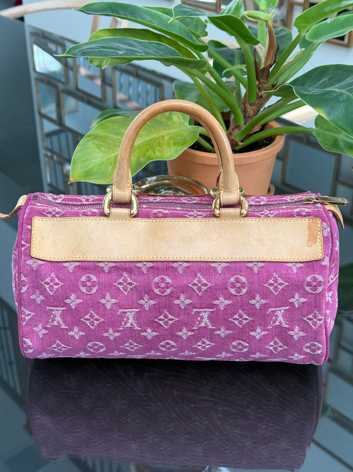 Neo Speedy Denim with Dustbag 🌺📅 Year: 2006