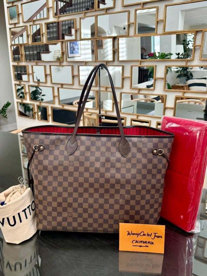 Neverfull GM in DE with Insert Organizer and Dustbag 🌺 📅 Year: 2009