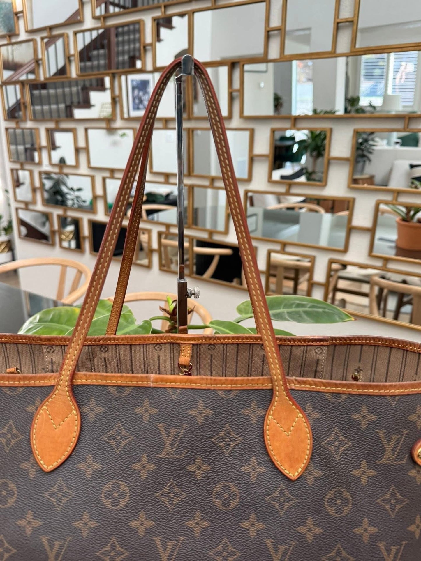 Neverfull GM in Monogram with Insert Organizer 📅 Year: 2011