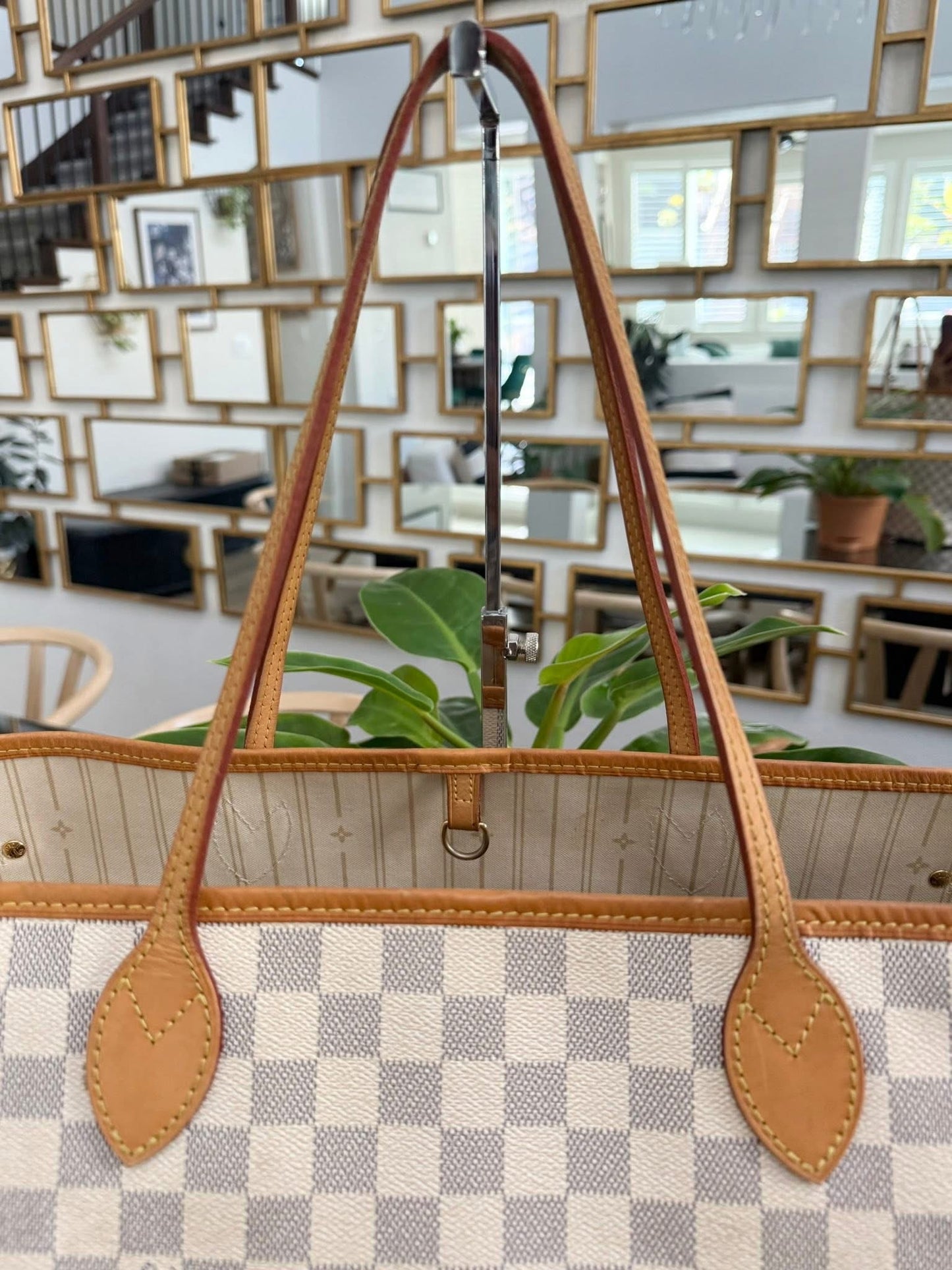 Neverfull GM in Azur with Dustbag Insert Organizer 🗓️ Year: 2012