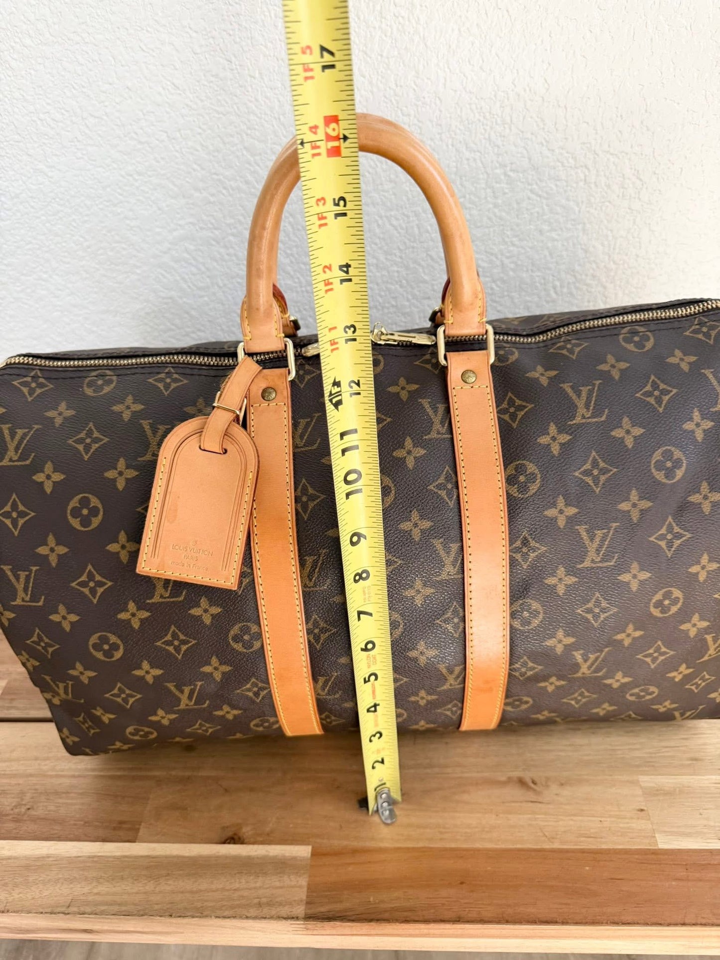 Keepall 45 Bandoulier with Original Strap, Luggage tag and Poignet 📅 Year: 1998
