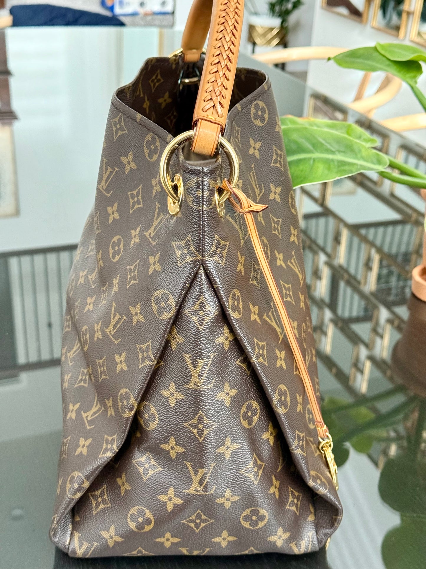 Artsy MM with Dustbag and Insert Organizer - 📅 Year: 2011