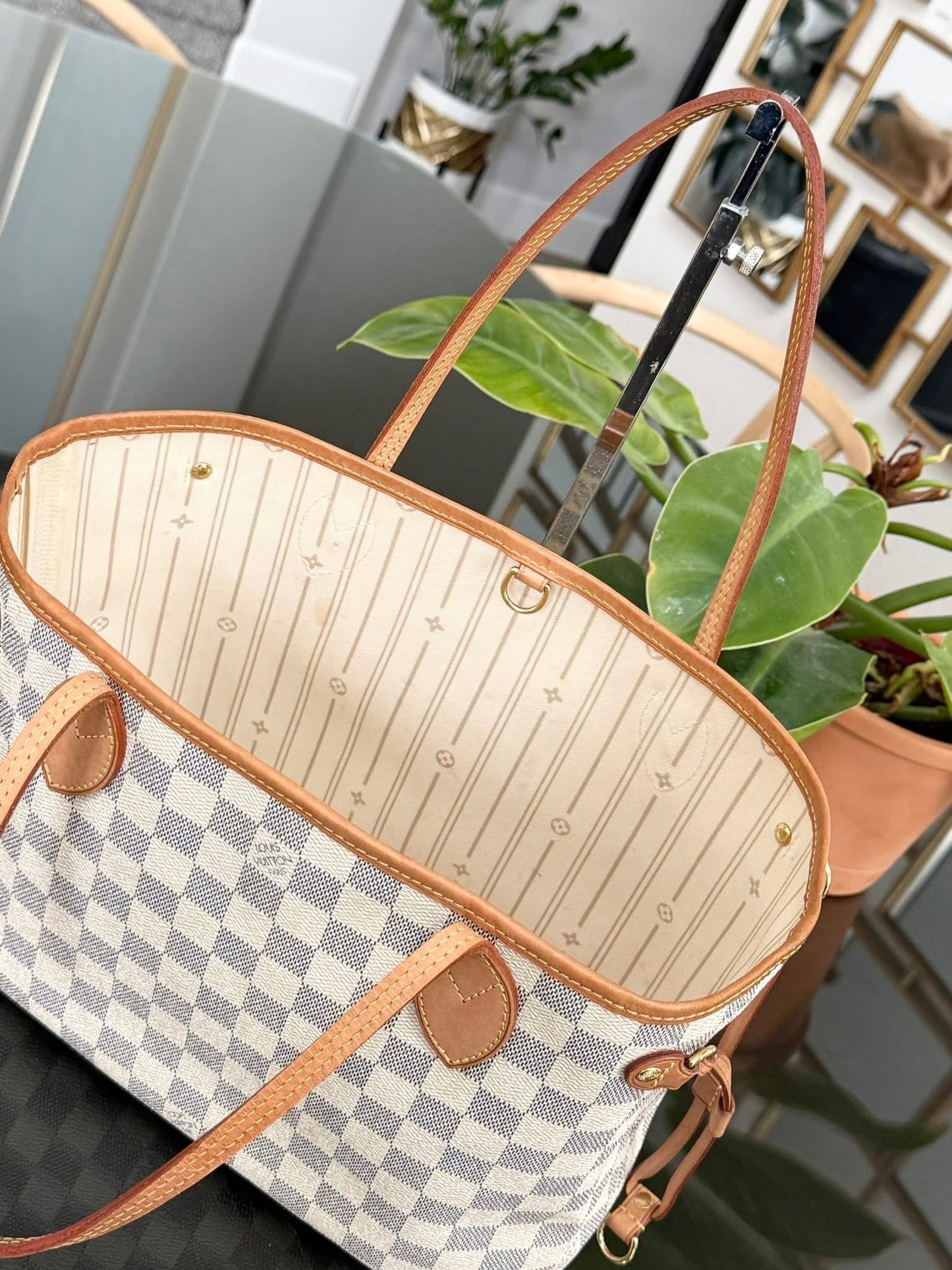 Neverfull PM in Azur with Dustbag and Insert Organizer 🗓️ Year: 2011