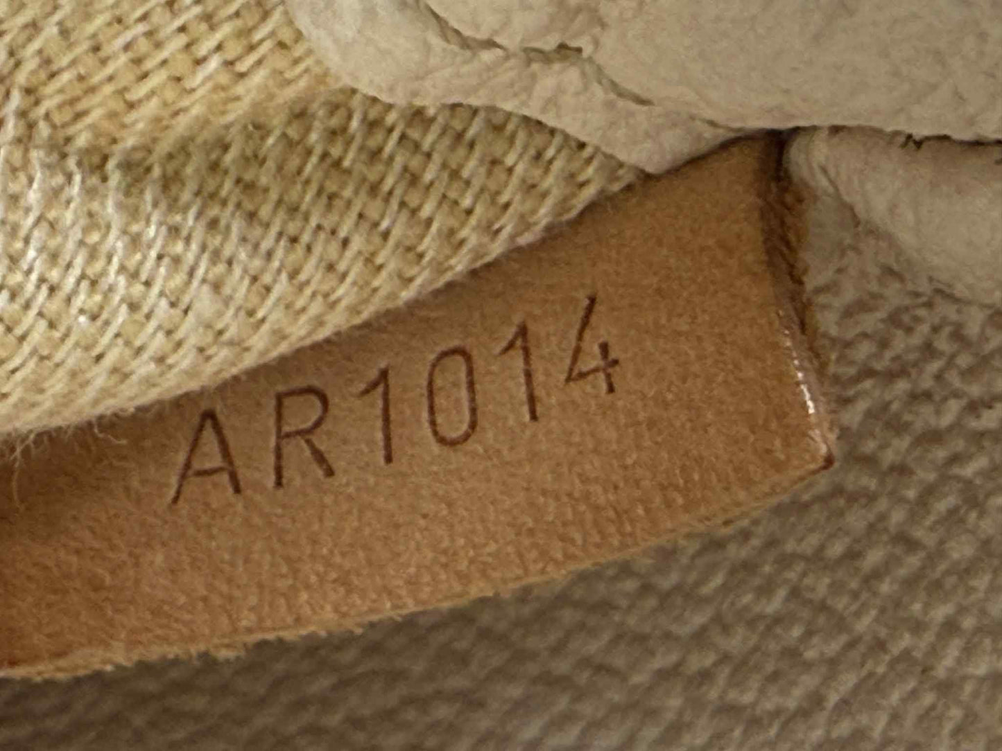 Spontini 2 Way Crossbody Bag 🗓️ Year 2004