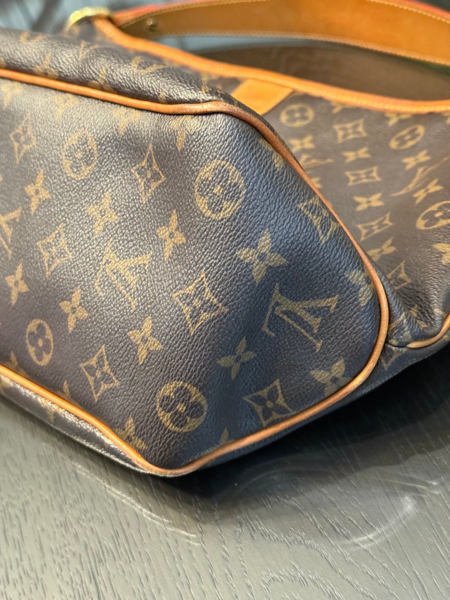 Delightful PM with Dustbag 📅 Year: 2012